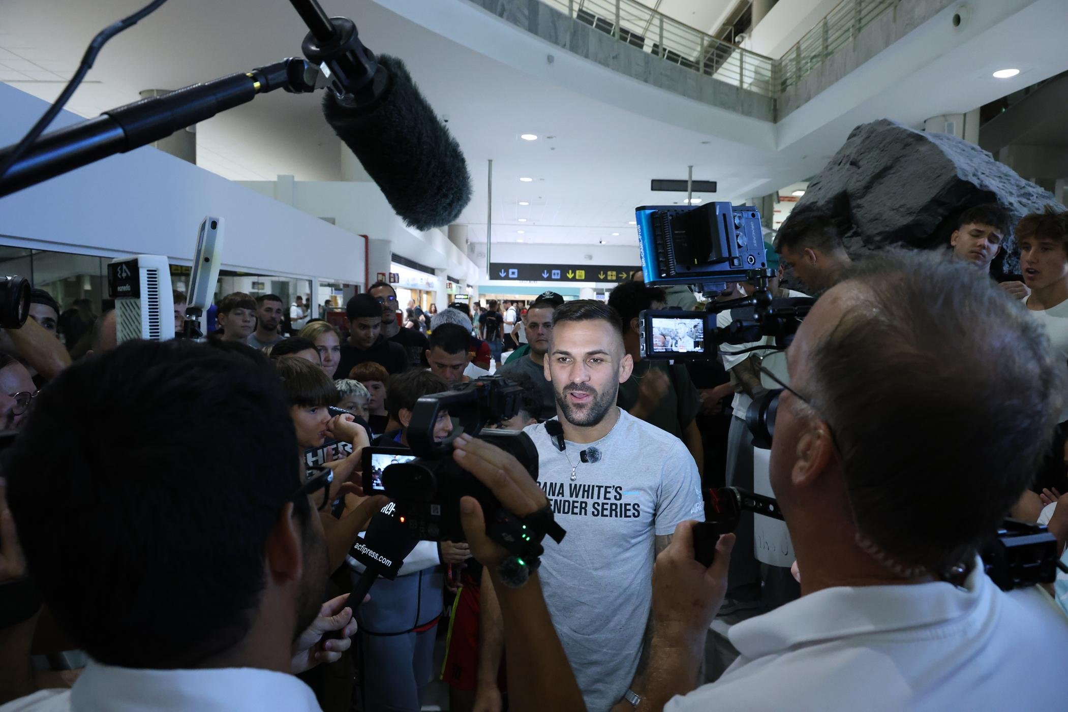 Bienvenida a Hecher Sosa en Lanzarote Bienvenida a Hecher Sosa en Lanzarote