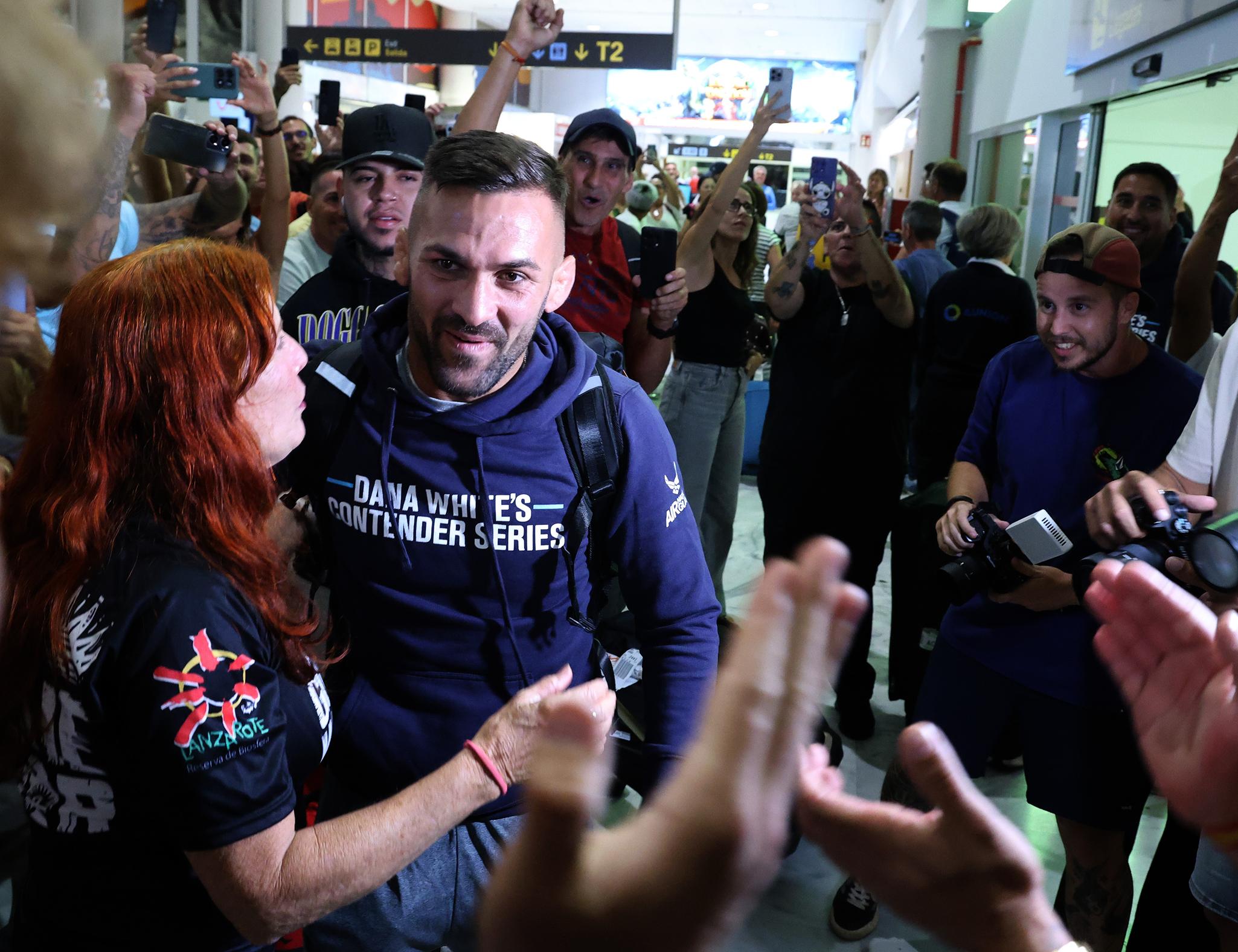 Bienvenida a Hecher Sosa en Lanzarote Bienvenida a Hecher Sosa en Lanzarote