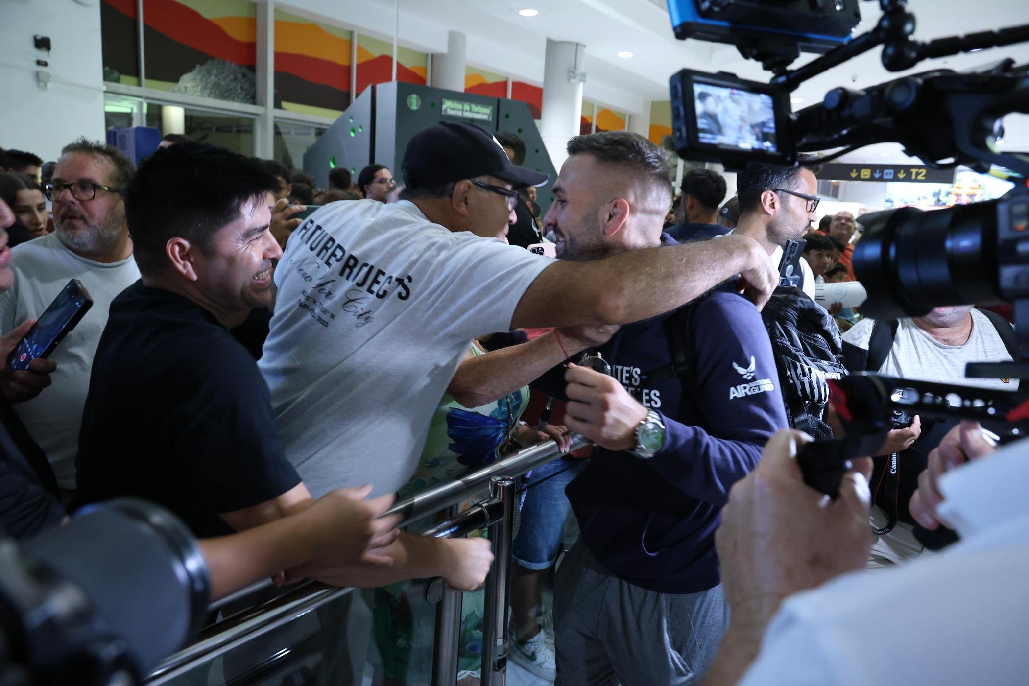 Bienvenida a Hecher Sosa en Lanzarote Bienvenida a Hecher Sosa en Lanzarote