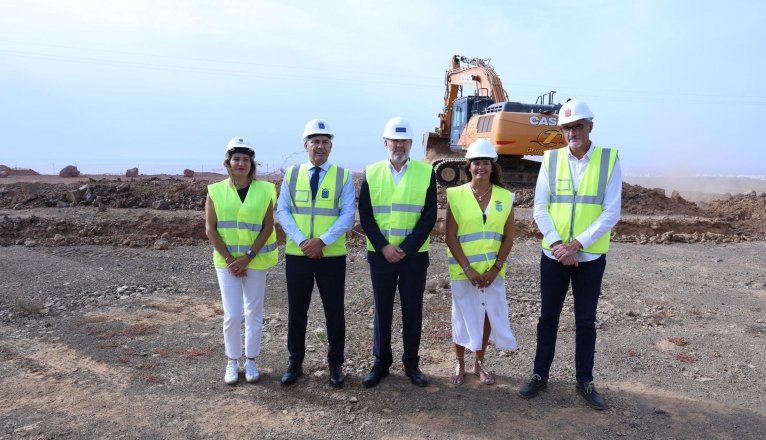 Visita a las obras de la residencia de mayores de Tahíche