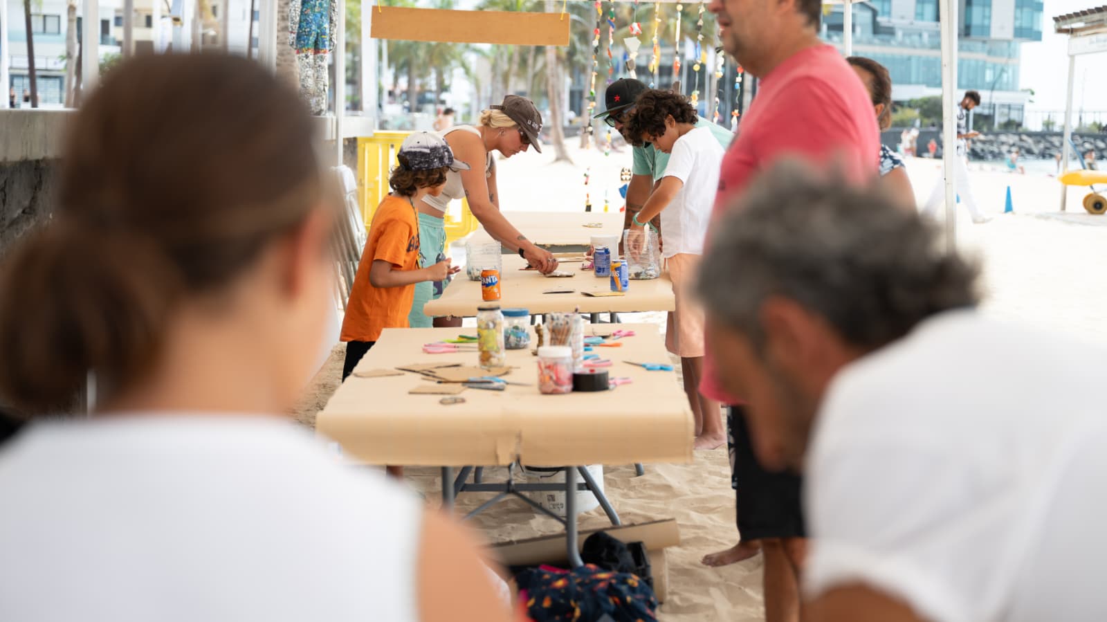 Arrecife ha realizado talleres de reciclado en El Reducto por el Día Mundial de las Playas, actividades que proseguirán en estas próximas semanas en otros lugares dentro del plan lanzado hoy 