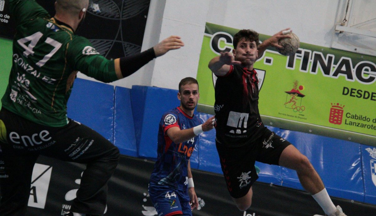 San José Obrero odnosi ważne zwycięstwo nad Lirón Teucro w emocjonującym meczu