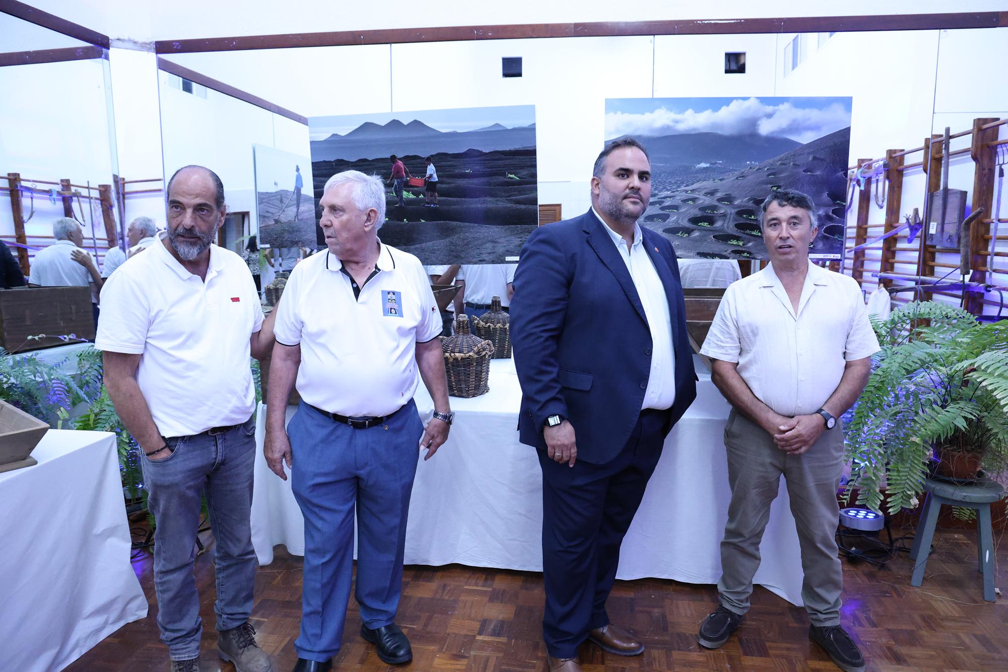 Inauguración de exposiciones de la Sociedad Torrelavega. Fotos: La Voz. Inauguración de exposiciones de la Sociedad Torrelavega. Fotos: La Voz.