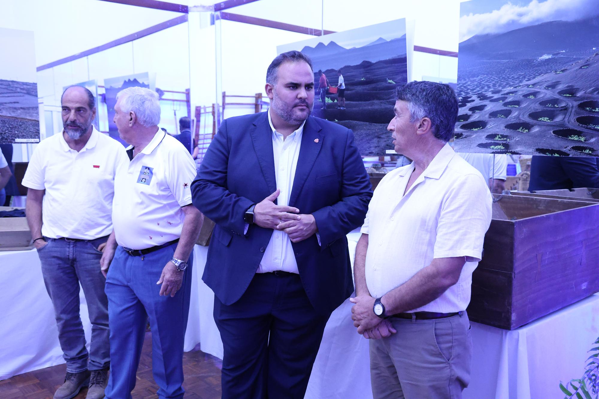 Inauguración de exposiciones de la Sociedad Torrelavega. Fotos: La Voz. Inauguración de exposiciones de la Sociedad Torrelavega. Fotos: La Voz.