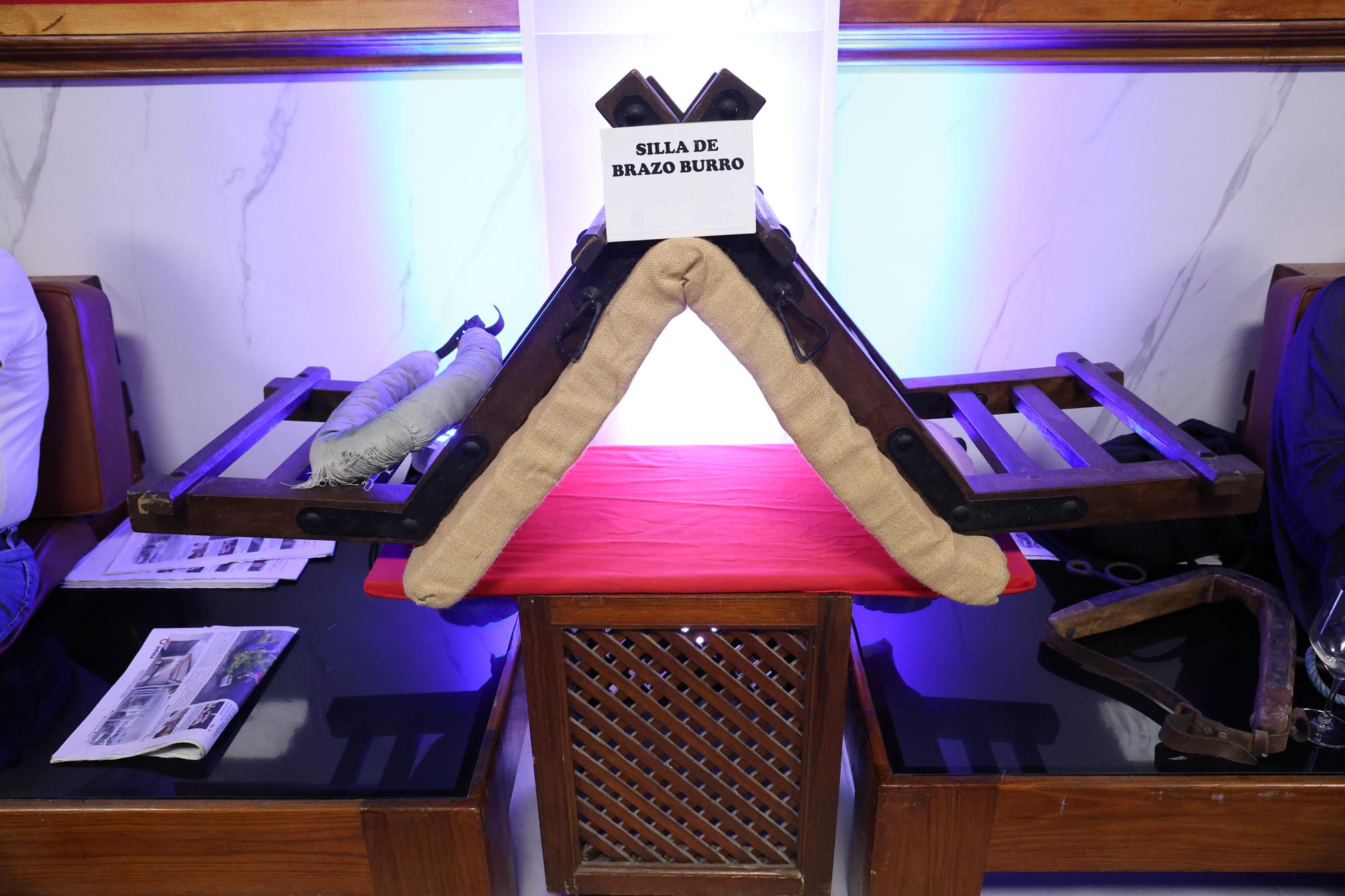 Inauguración de exposiciones de la Sociedad Torrelavega. Fotos: La Voz. Inauguración de exposiciones de la Sociedad Torrelavega. Fotos: La Voz.