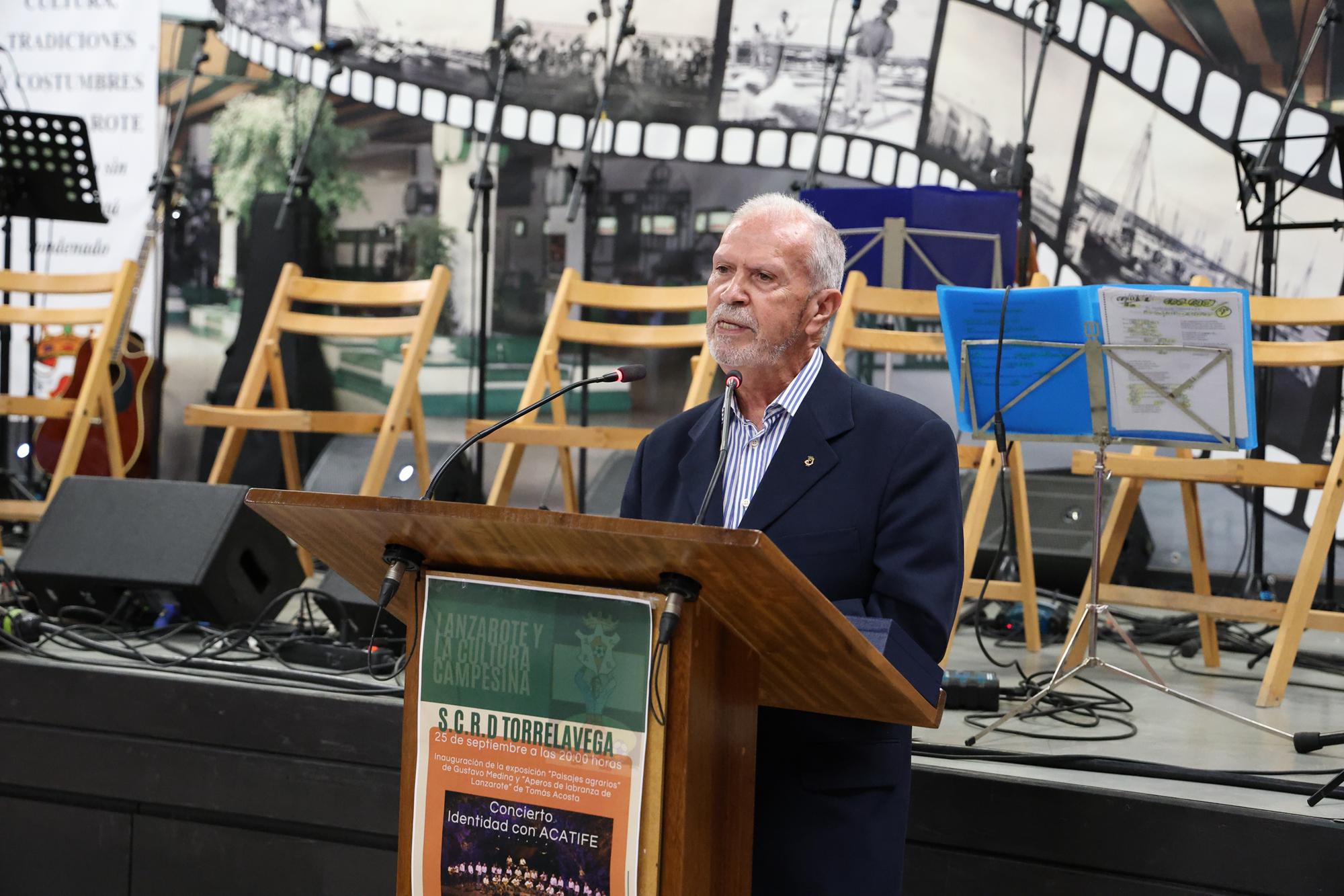 Inauguración de exposiciones de la Sociedad Torrelavega. Fotos: La Voz. Inauguración de exposiciones de la Sociedad Torrelavega. Fotos: La Voz.