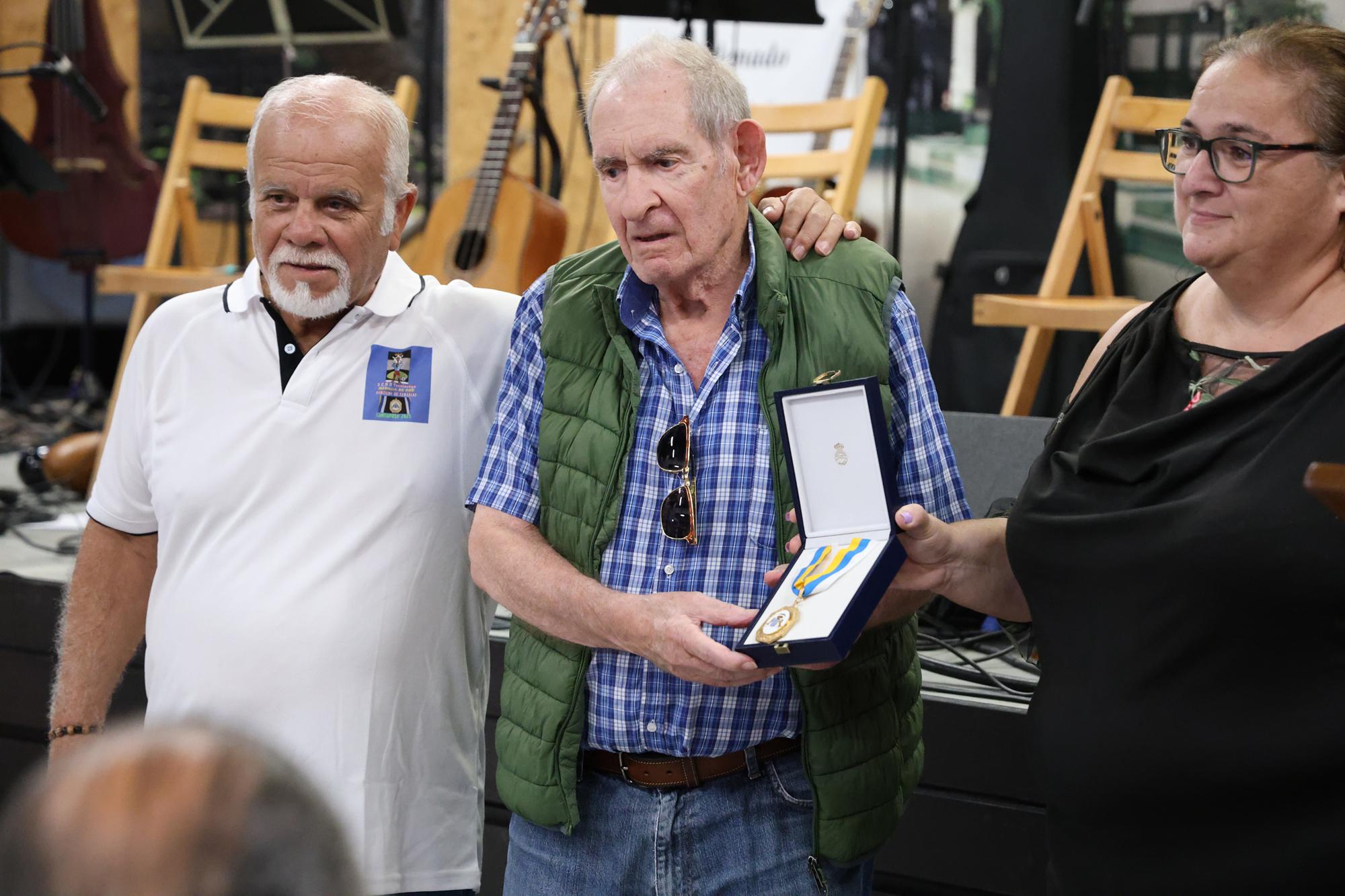 Inauguración de exposiciones de la Sociedad Torrelavega. Fotos: La Voz. Inauguración de exposiciones de la Sociedad Torrelavega. Fotos: La Voz.