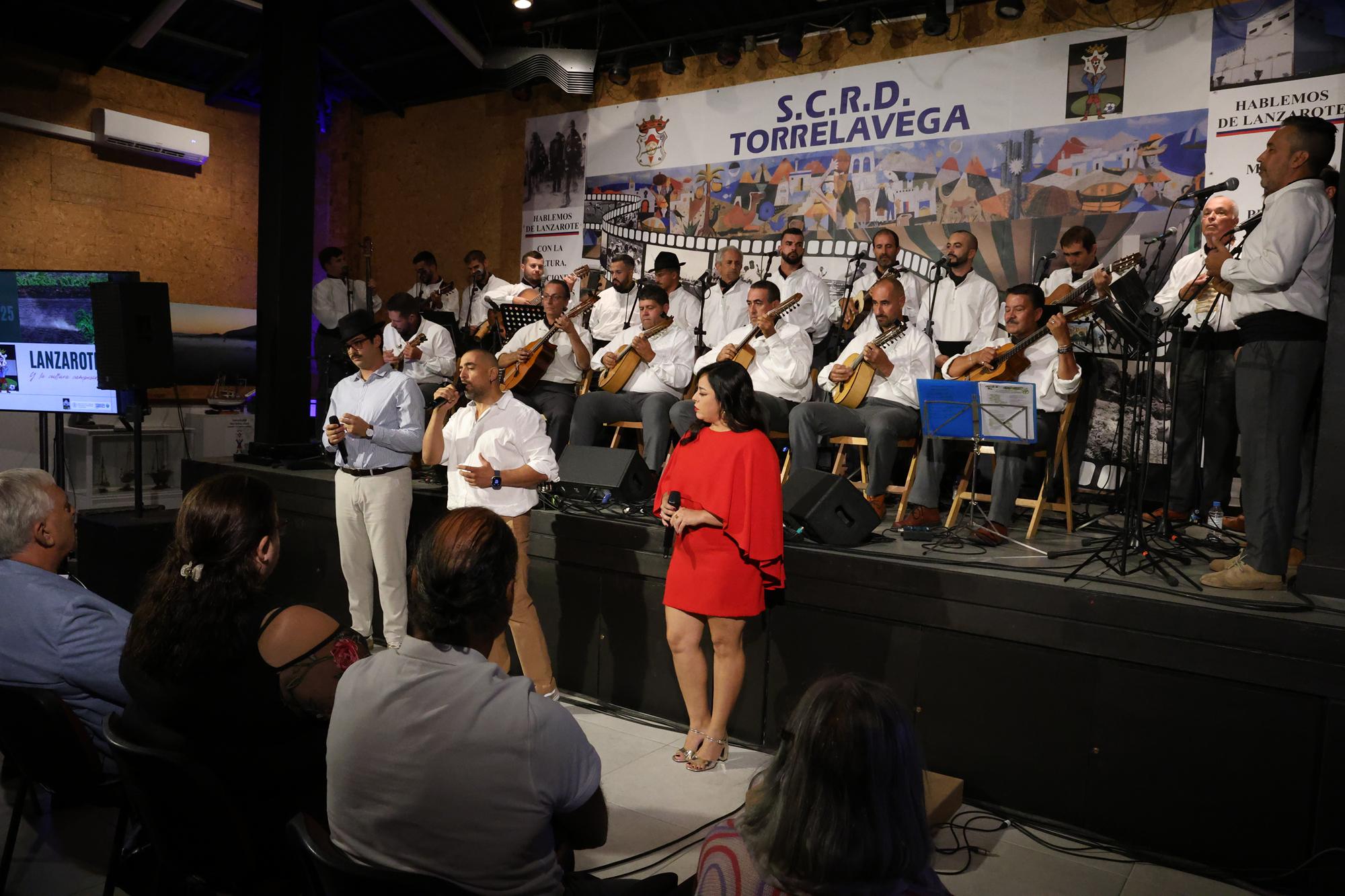 Inauguración de exposiciones de la Sociedad Torrelavega. Fotos: La Voz. Inauguración de exposiciones de la Sociedad Torrelavega. Fotos: La Voz.