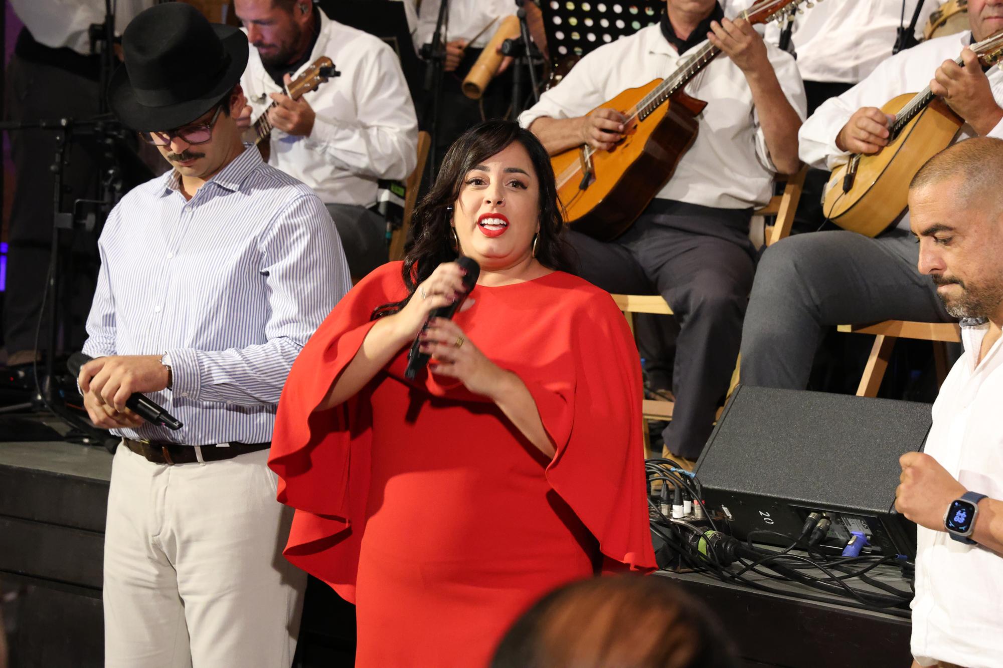 Inauguración de exposiciones de la Sociedad Torrelavega. Fotos: La Voz. Inauguración de exposiciones de la Sociedad Torrelavega. Fotos: La Voz.