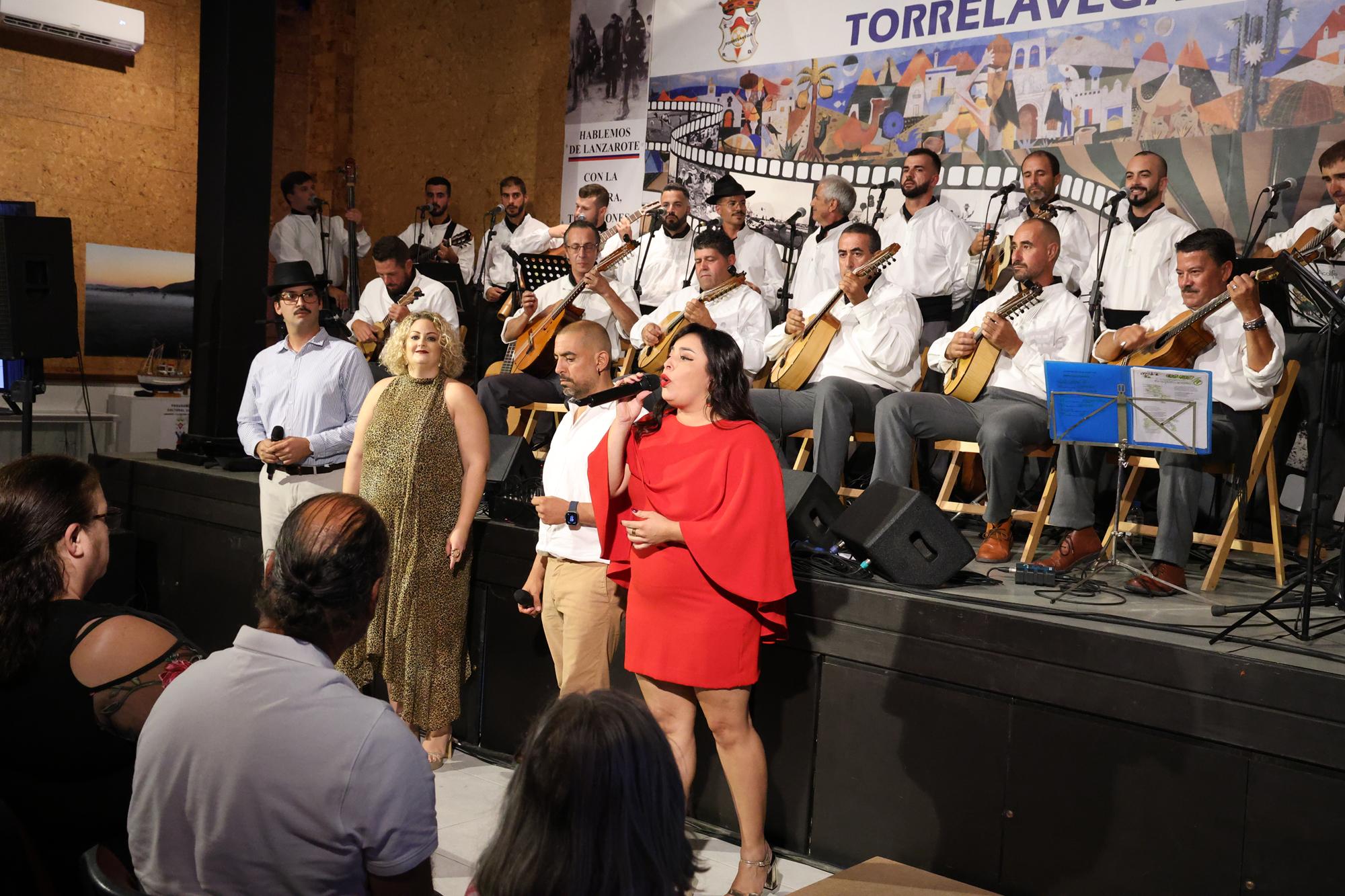 Inauguración de exposiciones de la Sociedad Torrelavega. Fotos: La Voz. Inauguración de exposiciones de la Sociedad Torrelavega. Fotos: La Voz.