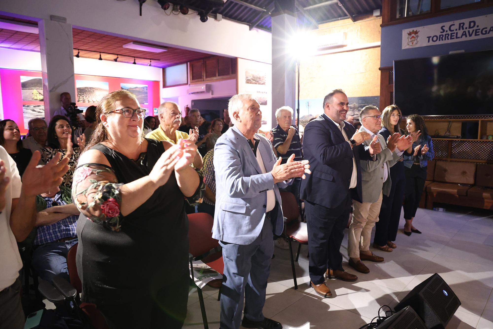 Inauguración de exposiciones de la Sociedad Torrelavega. Fotos: La Voz. Inauguración de exposiciones de la Sociedad Torrelavega. Fotos: La Voz.