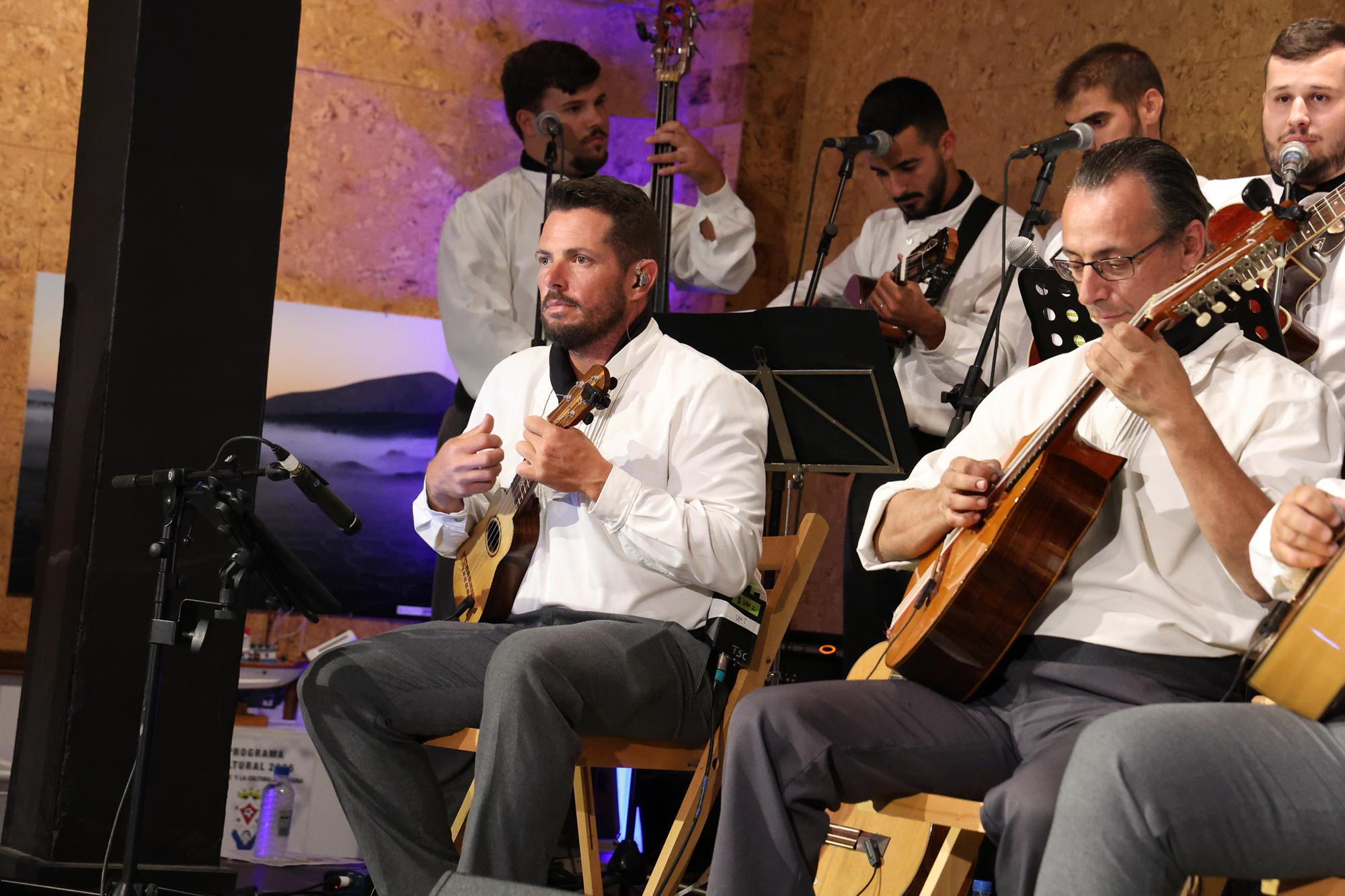 Inauguración de exposiciones de la Sociedad Torrelavega. Fotos: La Voz. Inauguración de exposiciones de la Sociedad Torrelavega. Fotos: La Voz.