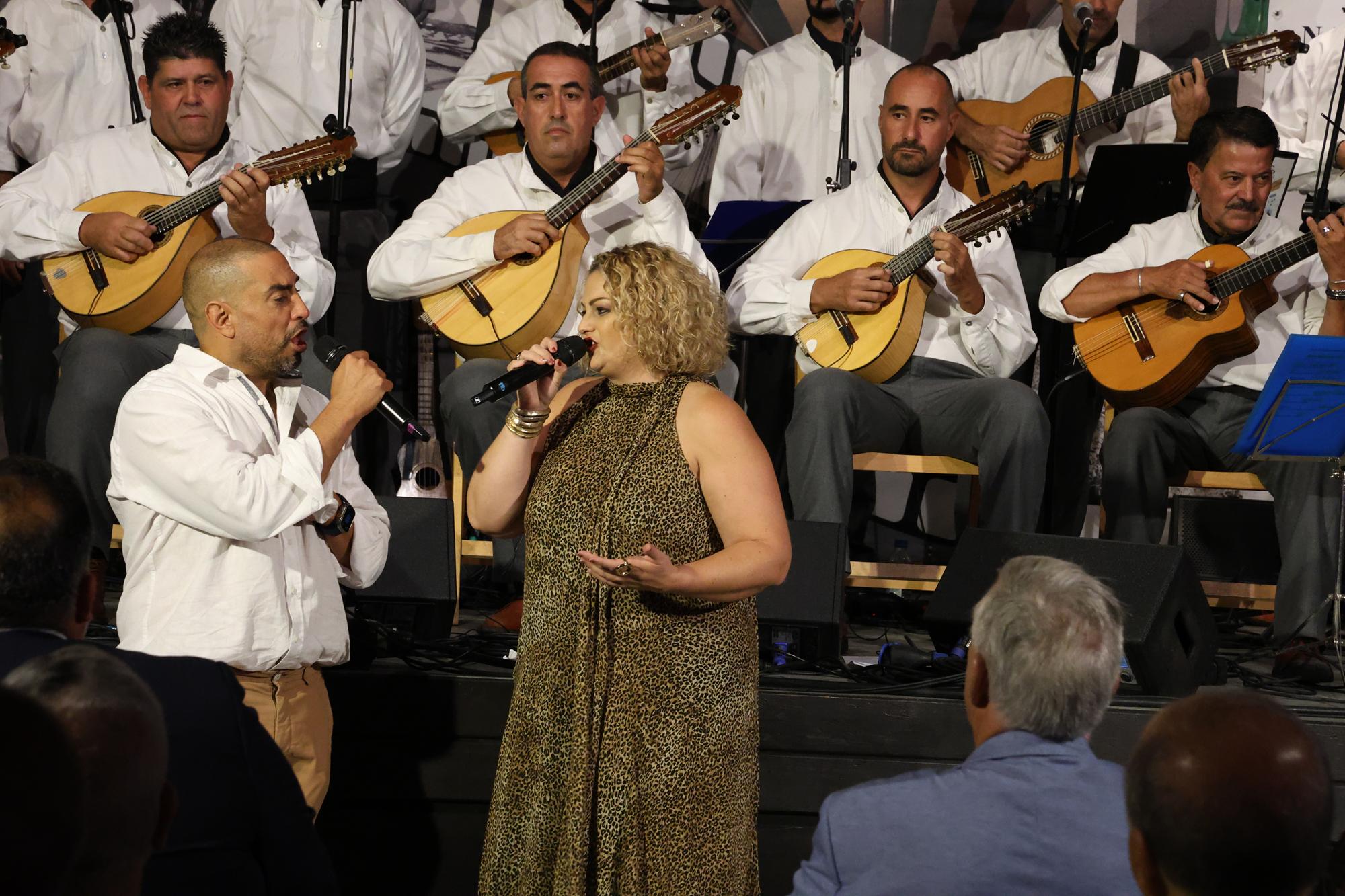Inauguración de exposiciones de la Sociedad Torrelavega. Fotos: La Voz. Inauguración de exposiciones de la Sociedad Torrelavega. Fotos: La Voz.