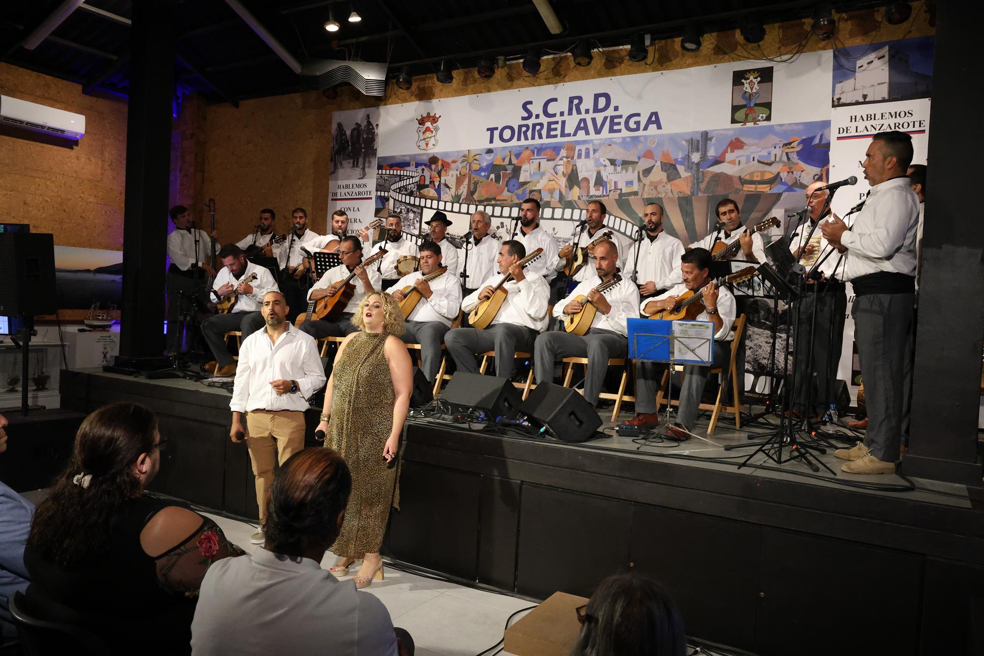 Inauguración de exposiciones de la Sociedad Torrelavega. Fotos: La Voz. Inauguración de exposiciones de la Sociedad Torrelavega. Fotos: La Voz.