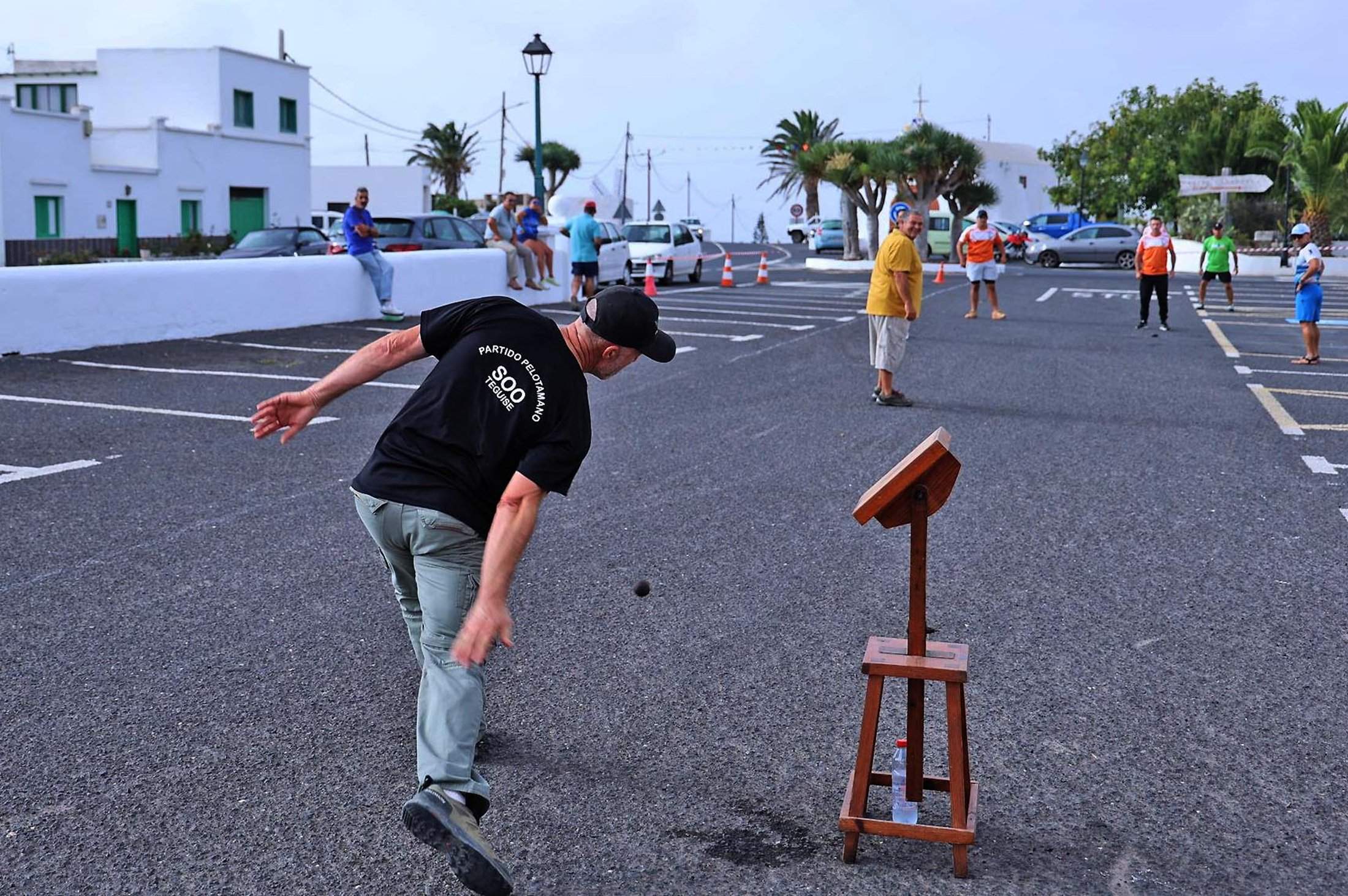 XLVII partida de pelotamano en el pueblo de Tiagua