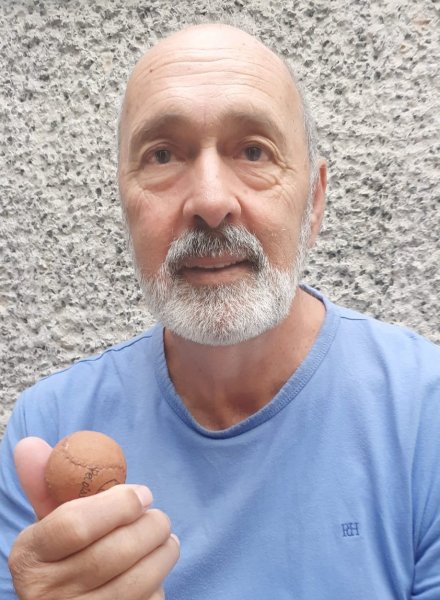 Juan Hernández, jugador de pelotamano