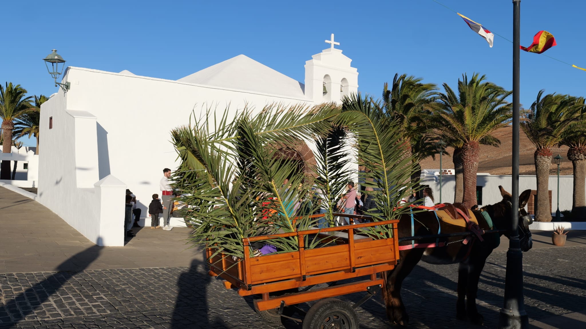 Procesión en honor a Nuestra Señora del Rosario Procesión en honor a Nuestra Señora del Rosario