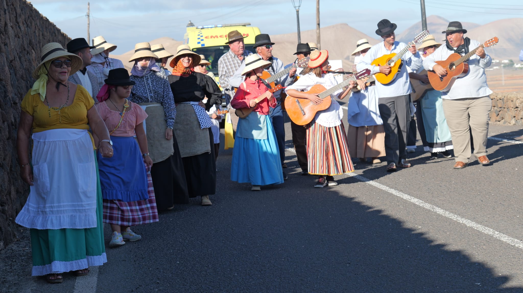 Procesión en honor a Nuestra Señora del Rosario Procesión en honor a Nuestra Señora del Rosario