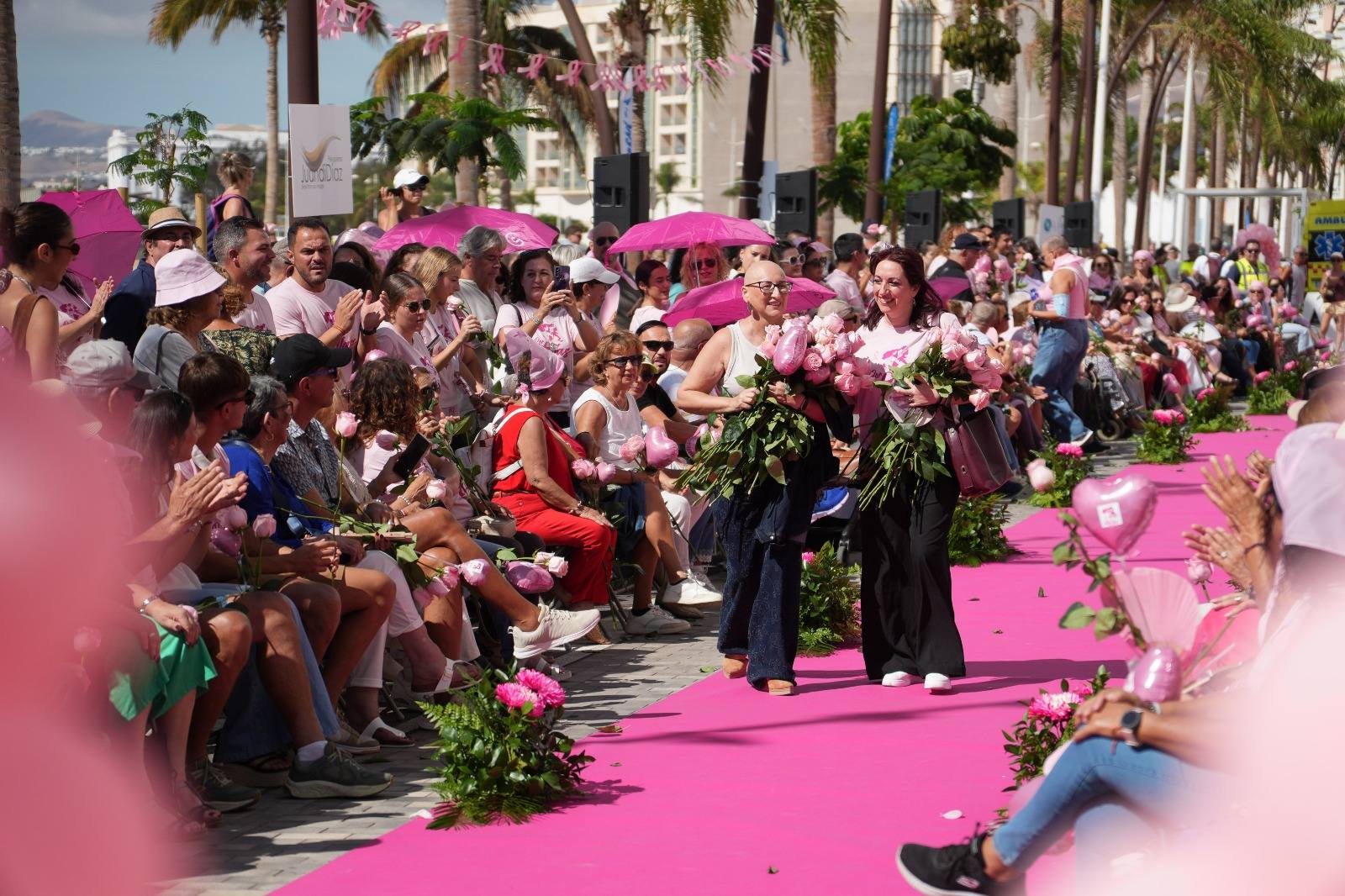 El Reducto acoge una pasarela para apoyar a las personas pacientes de cáncer