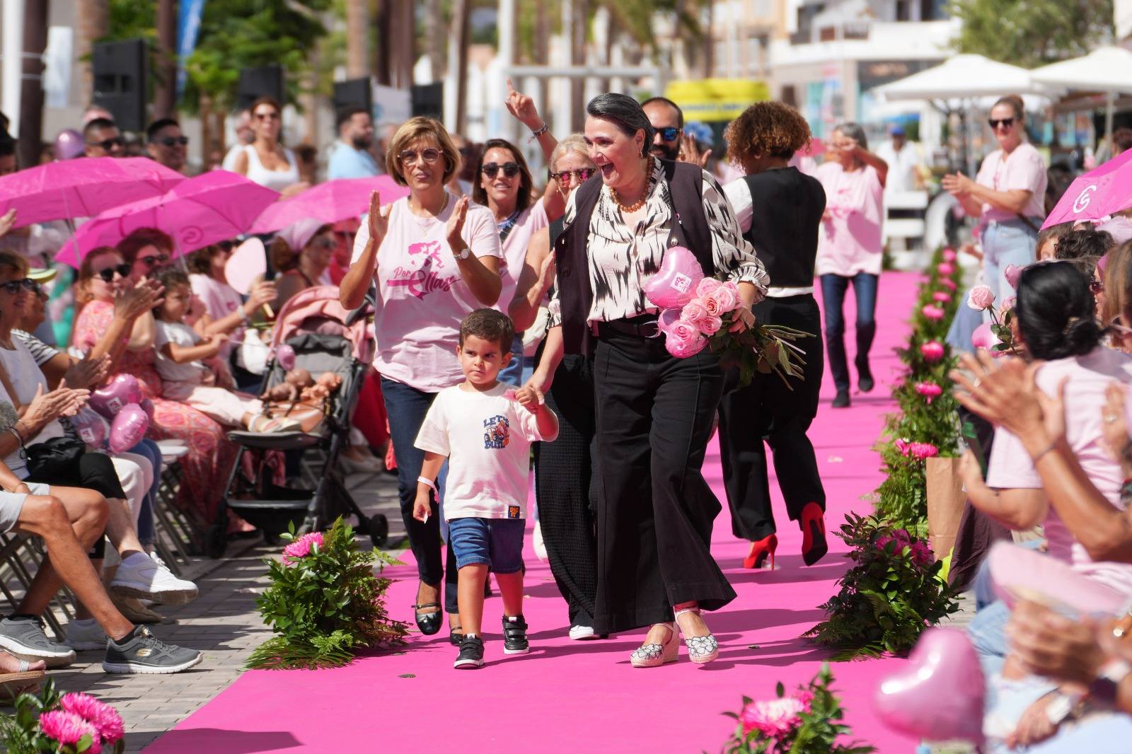 El Reducto acoge una pasarela para apoyar a las personas pacientes de cáncer
