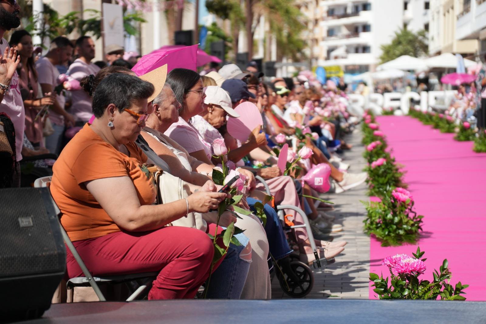 El Reducto acoge una pasarela para apoyar a las personas pacientes de cáncer