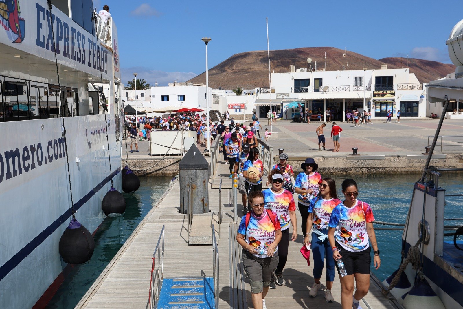 IX Caminata Caminamos con el Cáncer. Foto: Norberto de León