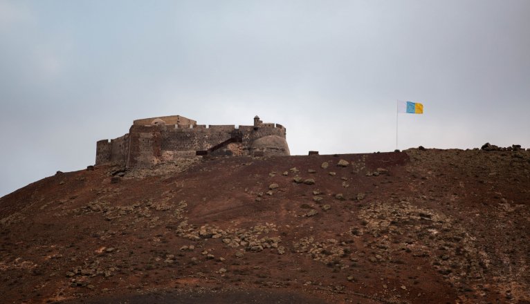 Día Bandera Nacional Canaria. Día Bandera Nacional Canaria.