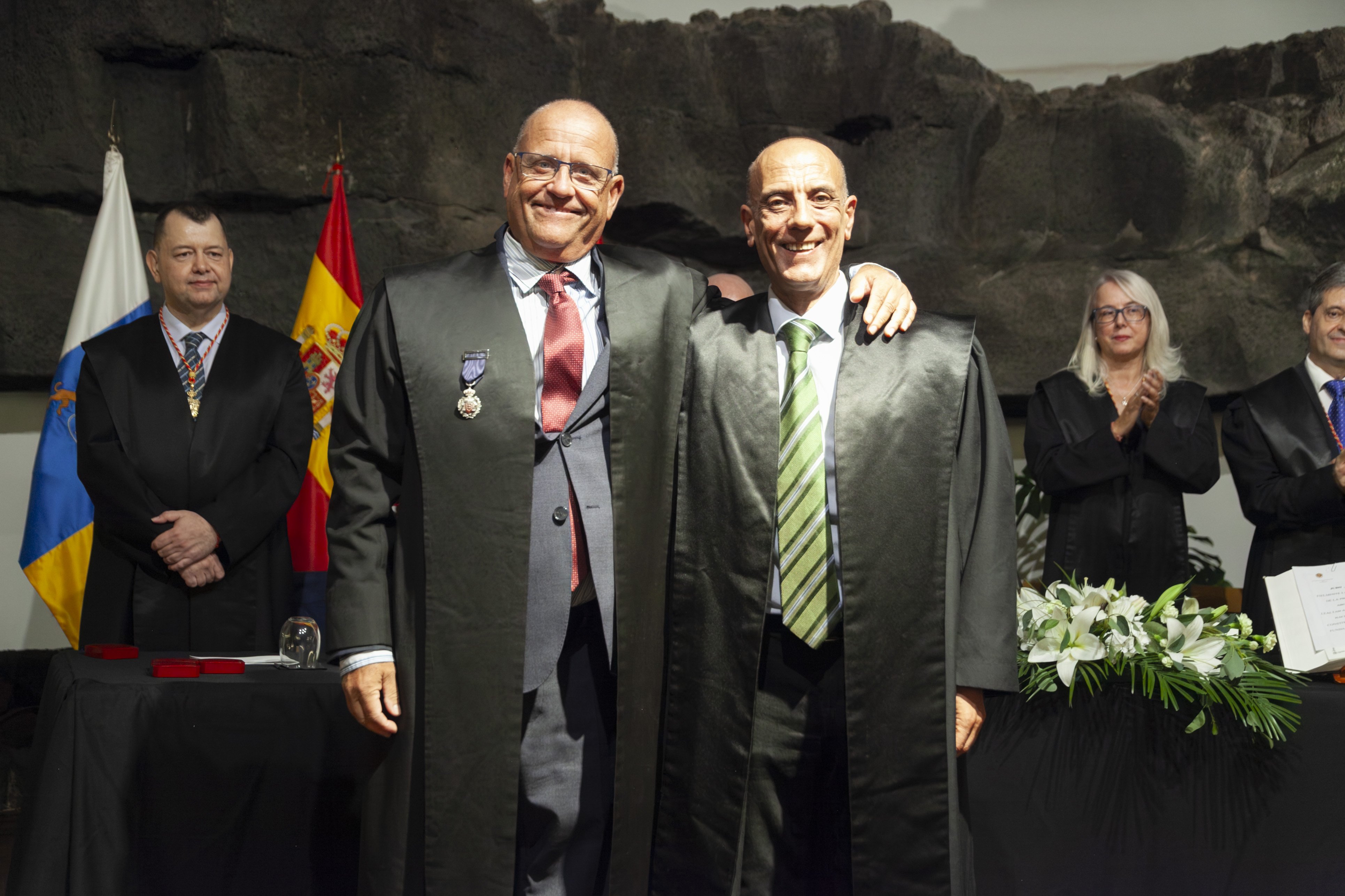 Jura de nuevos letrados y medallas del Colegio de Abogacía de Lanzarote (Fotos: Juan Mateos) Jura de nuevos letrados y medallas del Colegio de Abogacía de Lanzarote (Fotos: Juan Mateos)