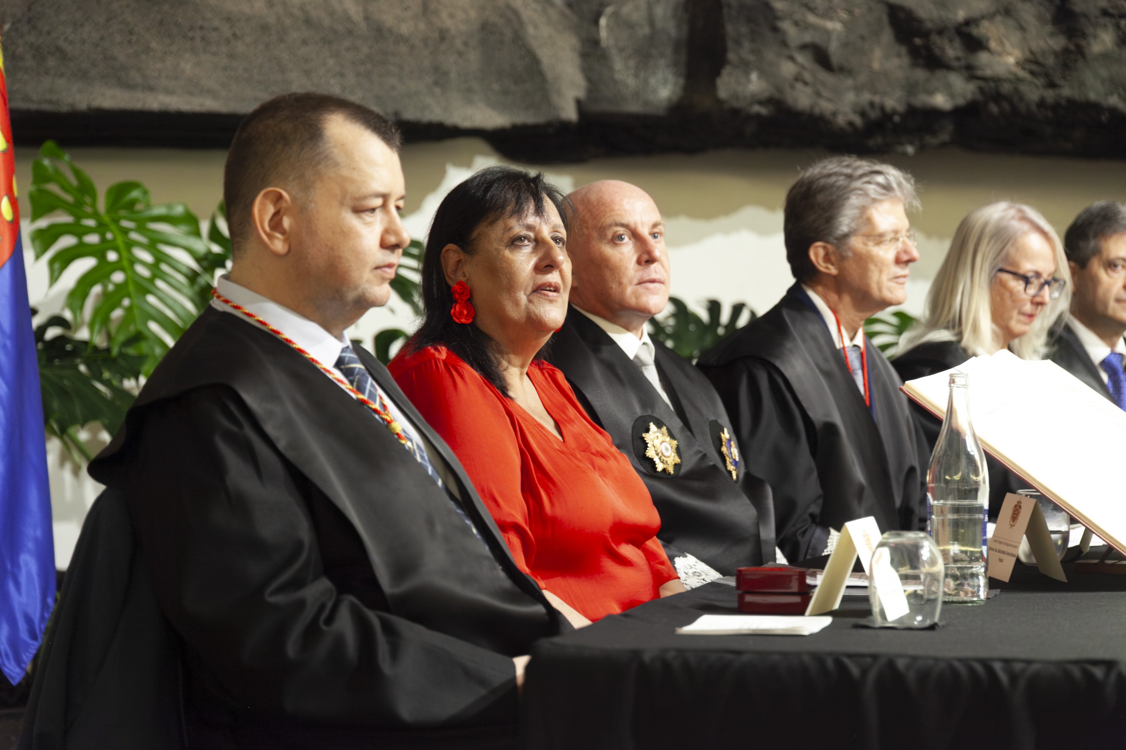 Jura de nuevos letrados y medallas del Colegio de Abogacía de Lanzarote (Fotos: Juan Mateos) Jura de nuevos letrados y medallas del Colegio de Abogacía de Lanzarote (Fotos: Juan Mateos)