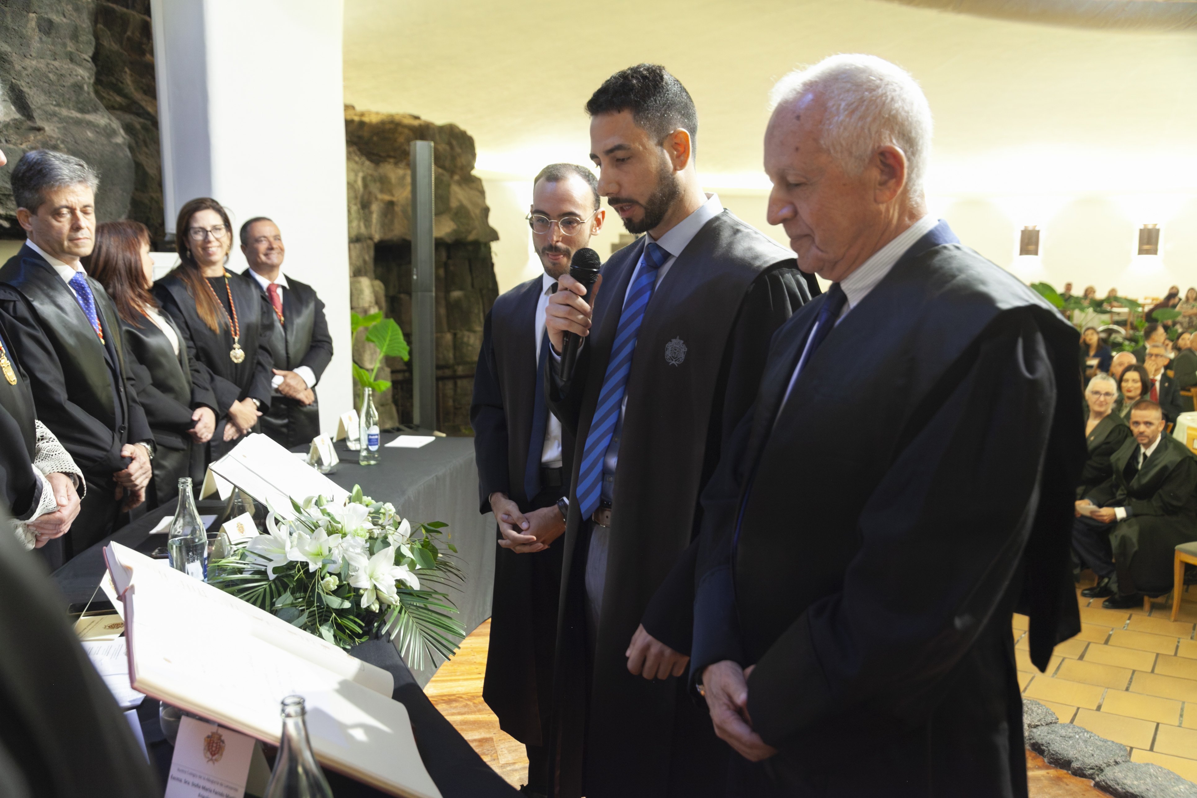 Jura de nuevos letrados y medallas del Colegio de Abogacía de Lanzarote (Fotos: Juan Mateos) Jura de nuevos letrados y medallas del Colegio de Abogacía de Lanzarote (Fotos: Juan Mateos)