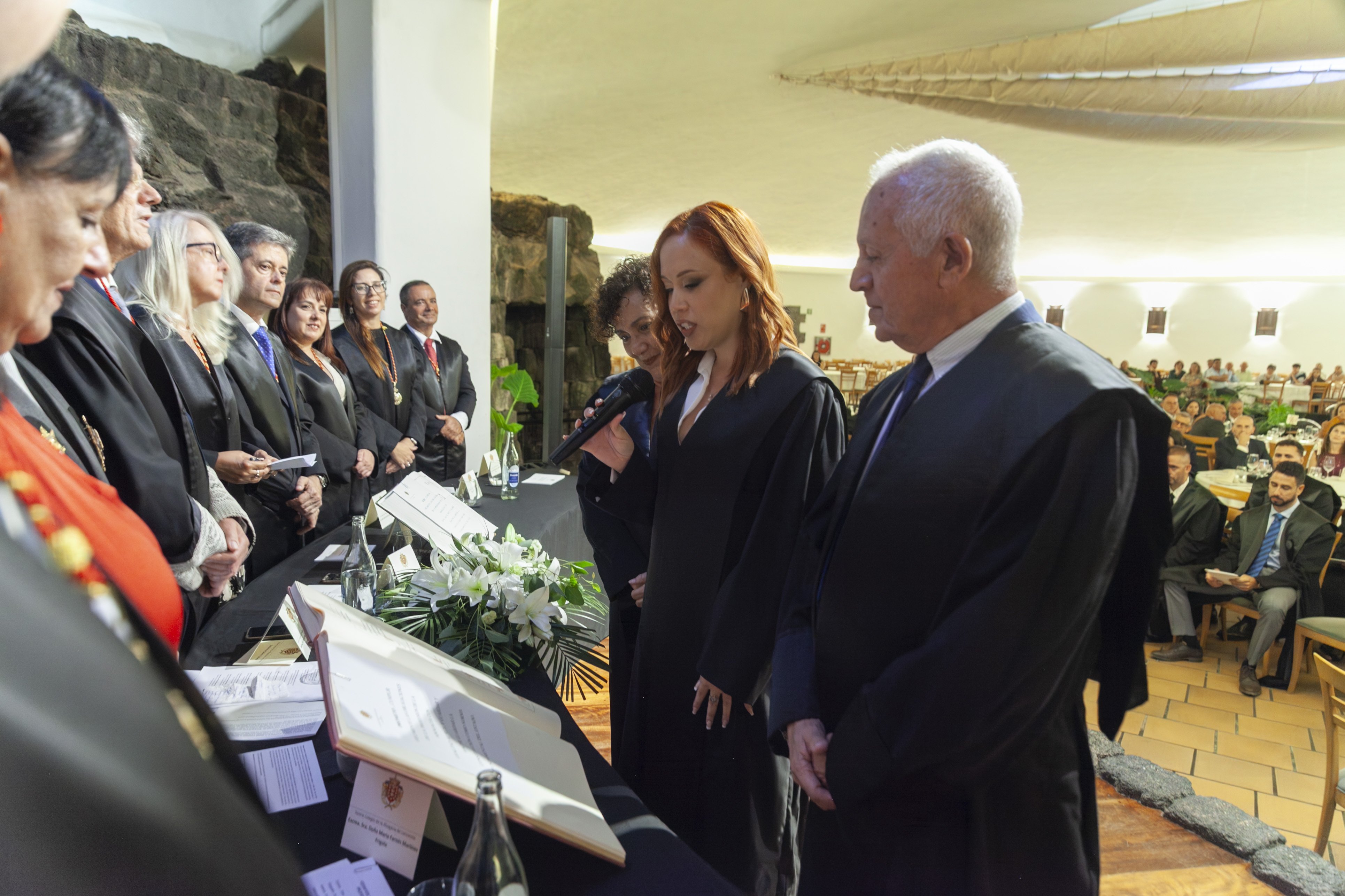 Jura de nuevos letrados y medallas del Colegio de Abogacía de Lanzarote (Fotos: Juan Mateos) Jura de nuevos letrados y medallas del Colegio de Abogacía de Lanzarote (Fotos: Juan Mateos)