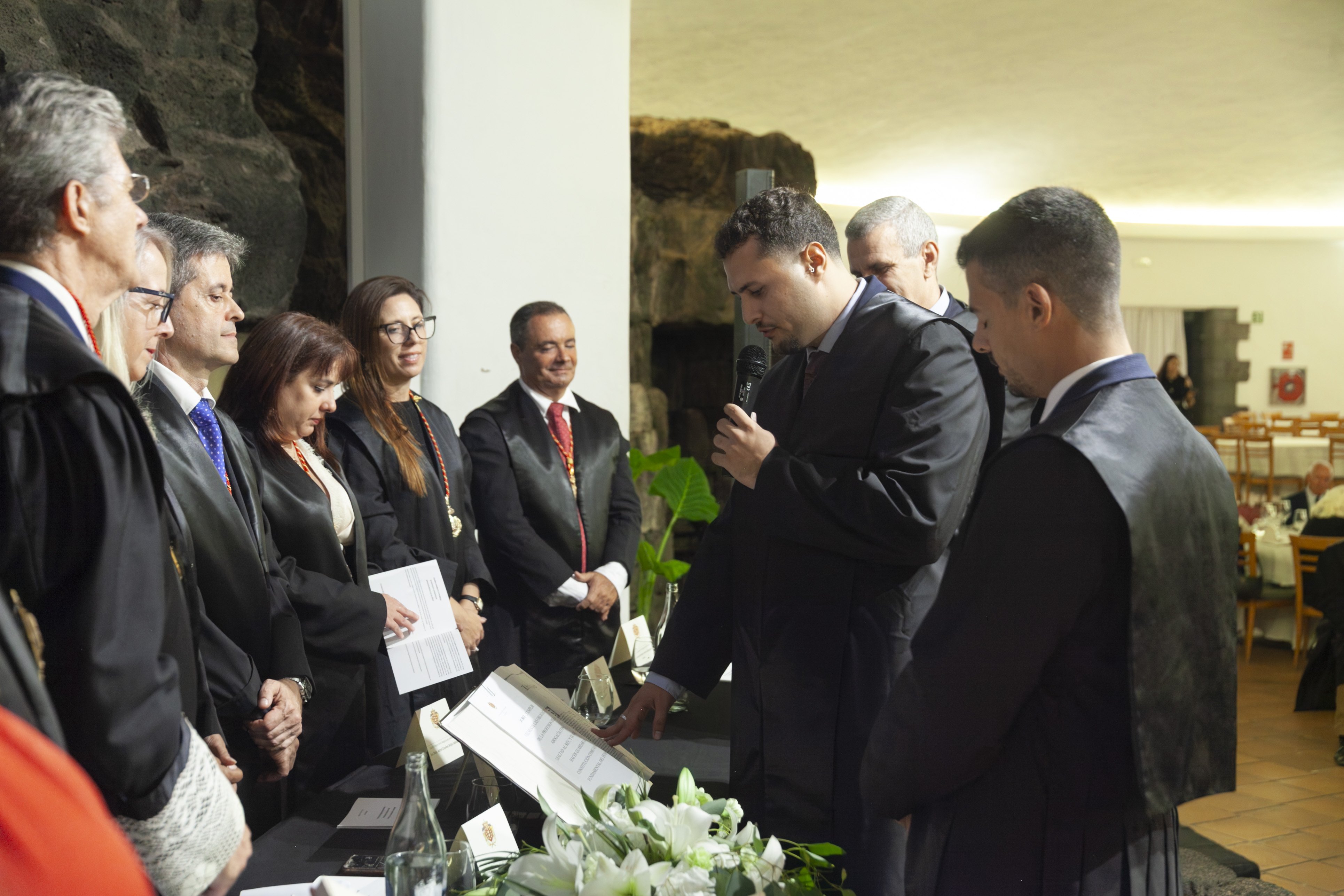 Jura de nuevos letrados y medallas del Colegio de Abogacía de Lanzarote (Fotos: Juan Mateos) Jura de nuevos letrados y medallas del Colegio de Abogacía de Lanzarote (Fotos: Juan Mateos)