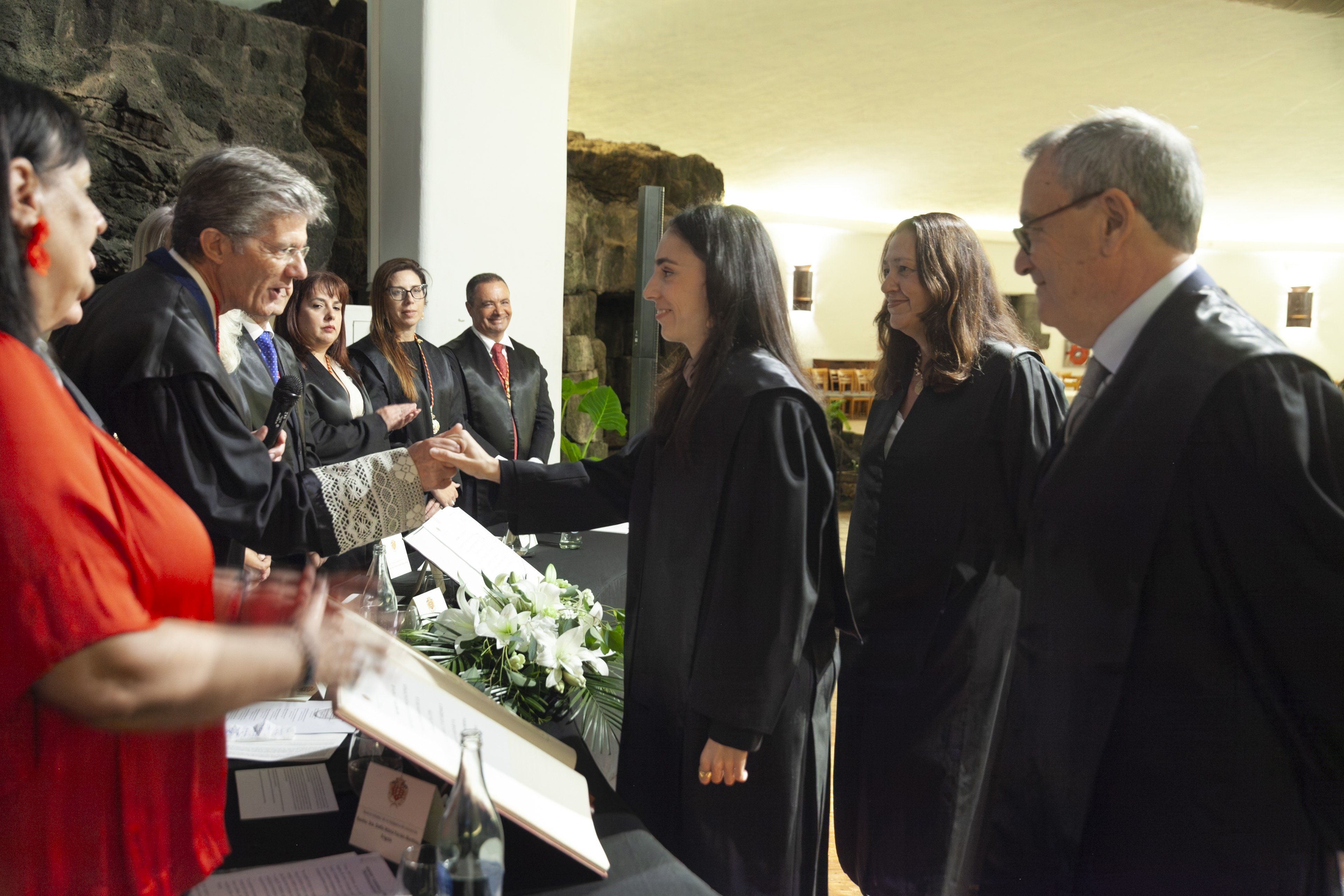 Jura de nuevos letrados y medallas del Colegio de Abogacía de Lanzarote (Fotos: Juan Mateos) Jura de nuevos letrados y medallas del Colegio de Abogacía de Lanzarote (Fotos: Juan Mateos)
