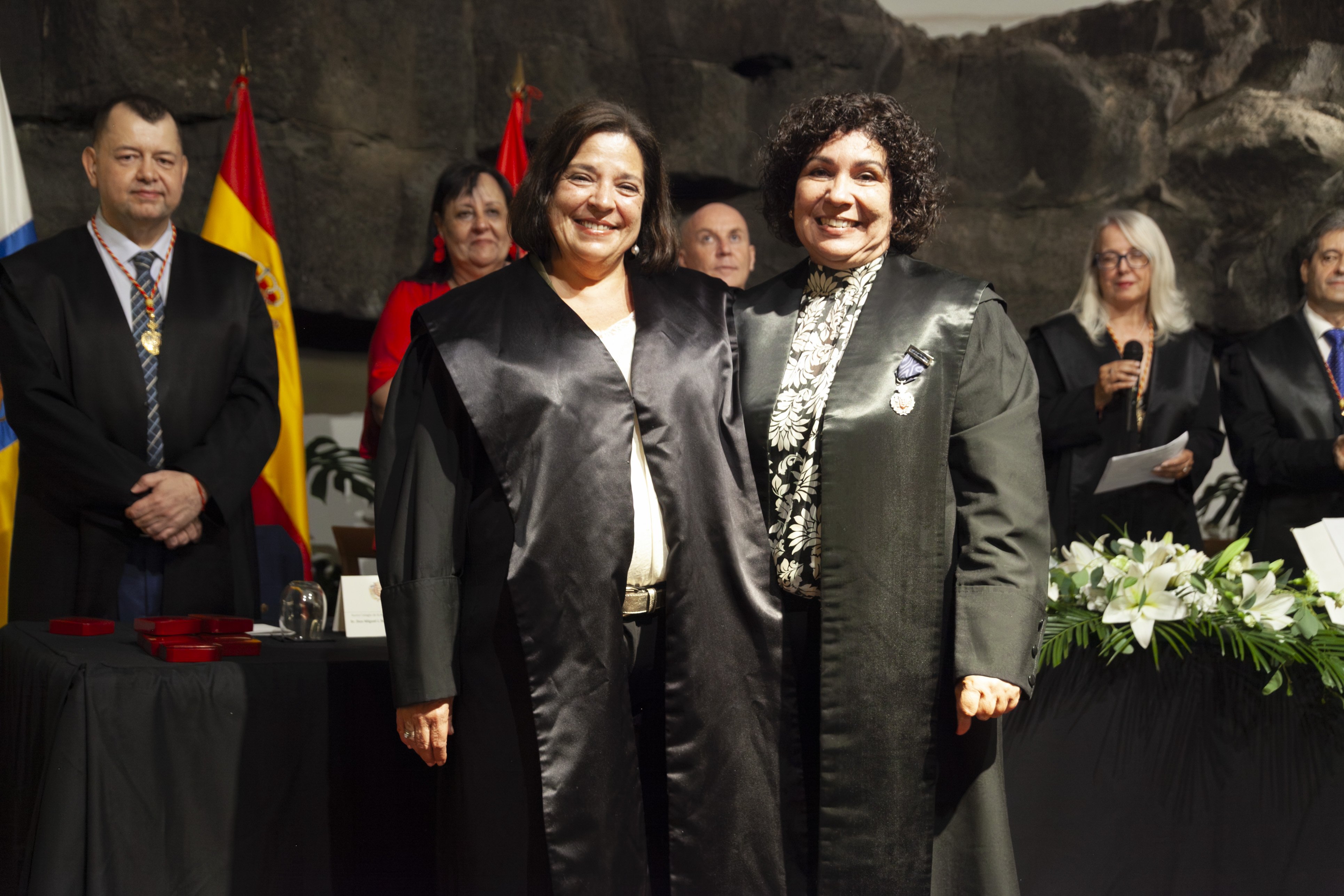Jura de nuevos letrados y medallas del Colegio de Abogacía de Lanzarote (Fotos: Juan Mateos) Jura de nuevos letrados y medallas del Colegio de Abogacía de Lanzarote (Fotos: Juan Mateos)
