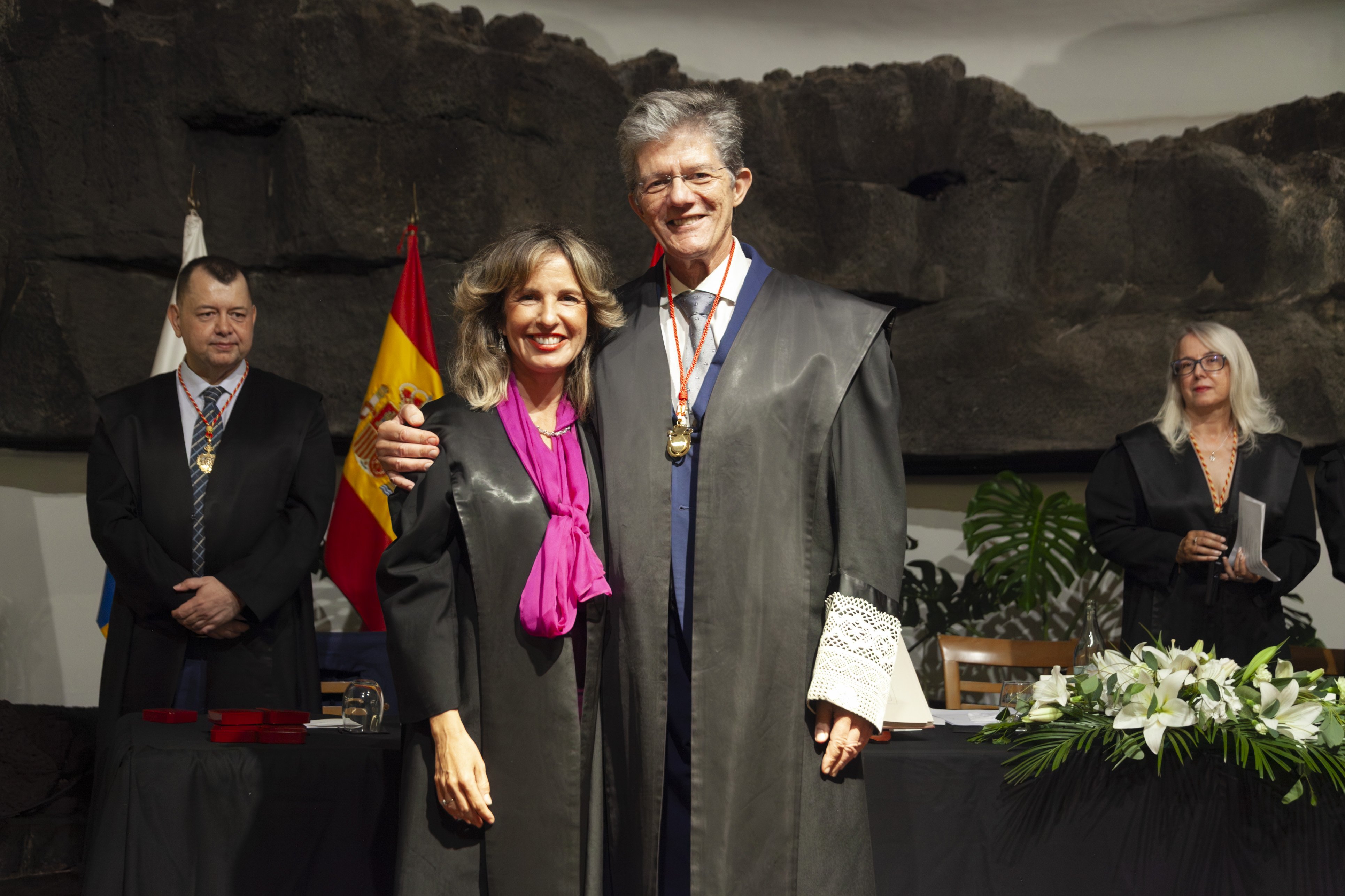 Jura de nuevos letrados y medallas del Colegio de Abogacía de Lanzarote (Fotos: Juan Mateos) Jura de nuevos letrados y medallas del Colegio de Abogacía de Lanzarote (Fotos: Juan Mateos)