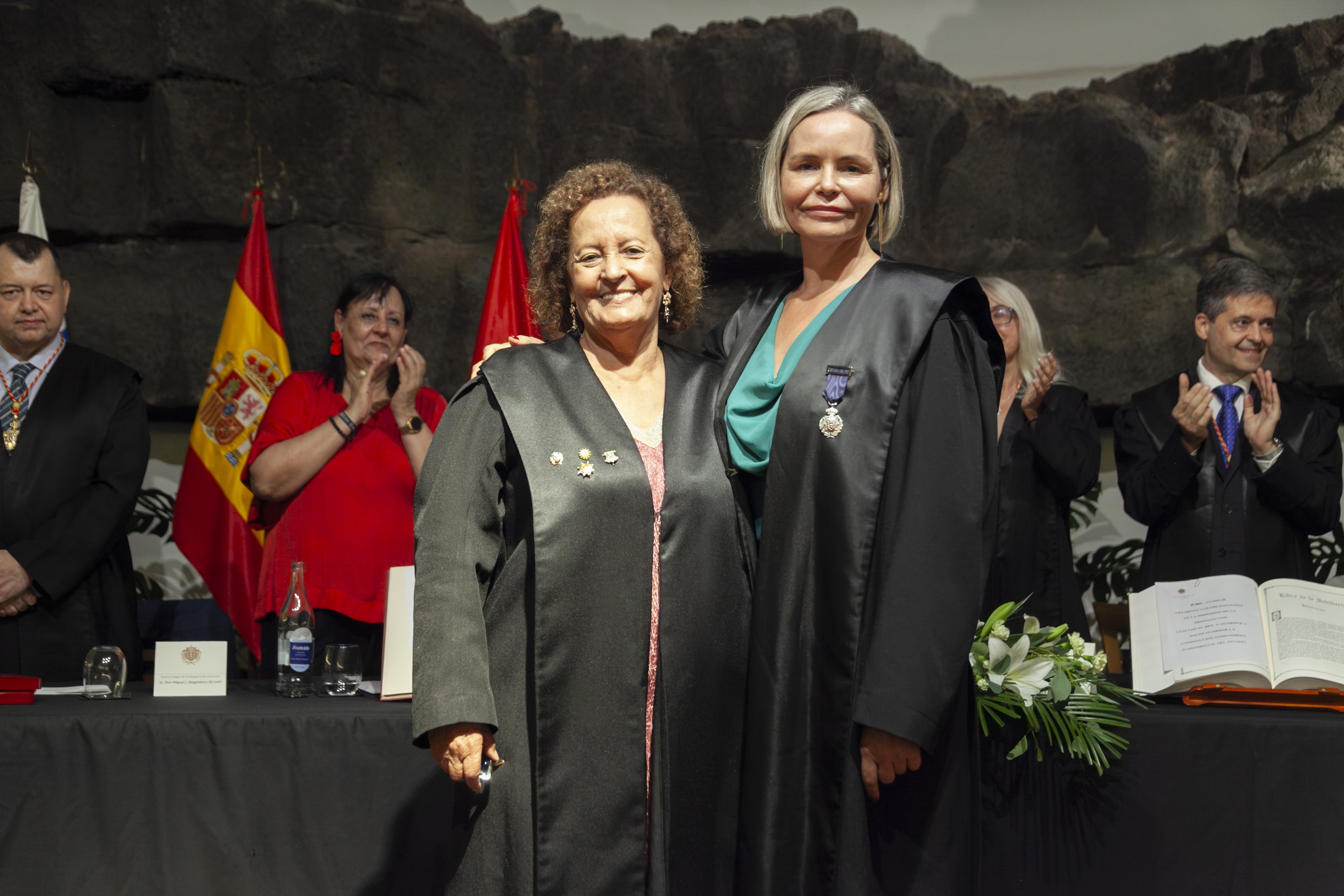 Jura de nuevos letrados y medallas del Colegio de Abogacía de Lanzarote (Fotos: Juan Mateos) Jura de nuevos letrados y medallas del Colegio de Abogacía de Lanzarote (Fotos: Juan Mateos)