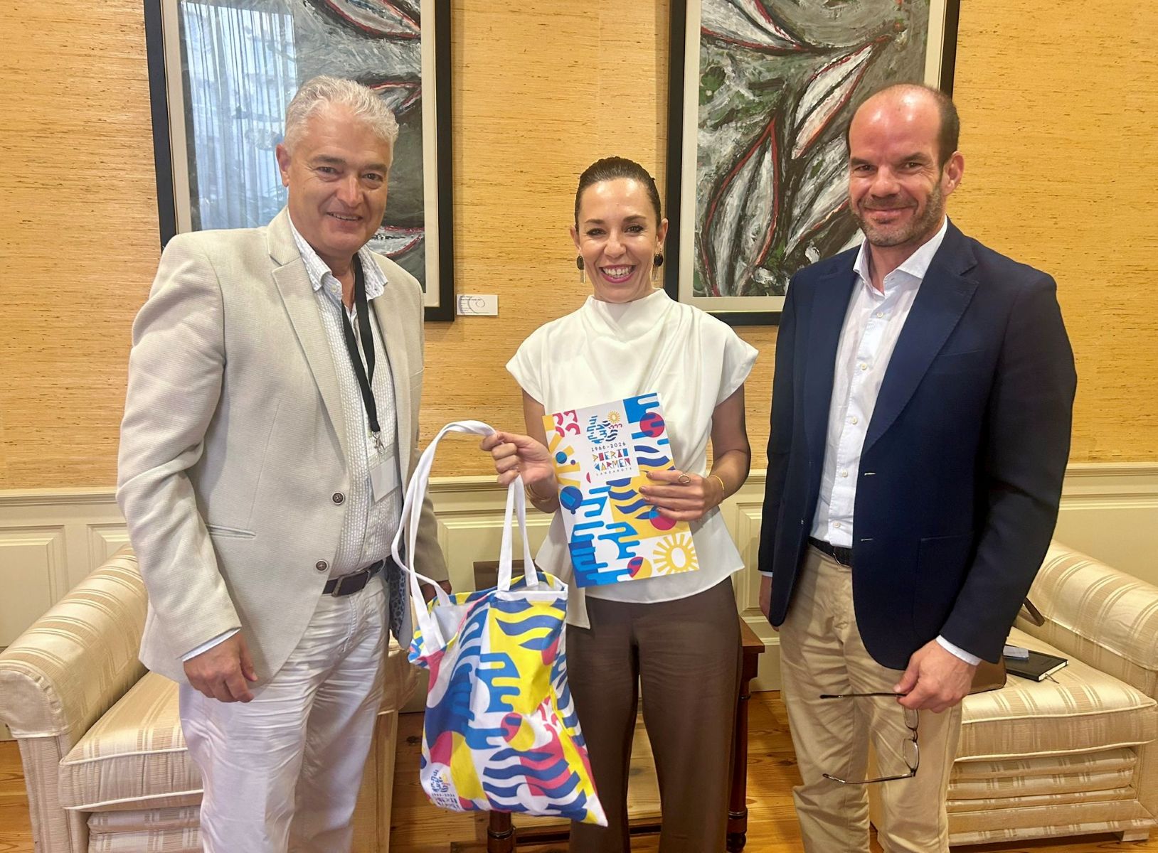 José Juan Cruz,  Jéssica de León y Domingo Lorenzo