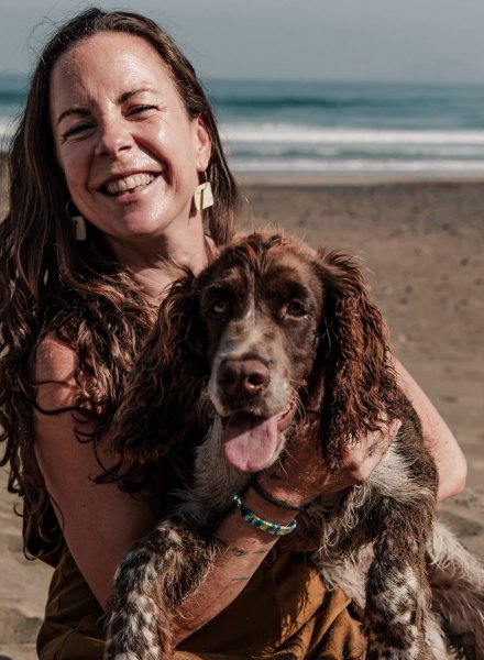 The assistance dog Cartucho with his canine guide. Photo: Michael Valdivia The assistance dog Cartucho with his canine guide. Photo: Michael Valdivia