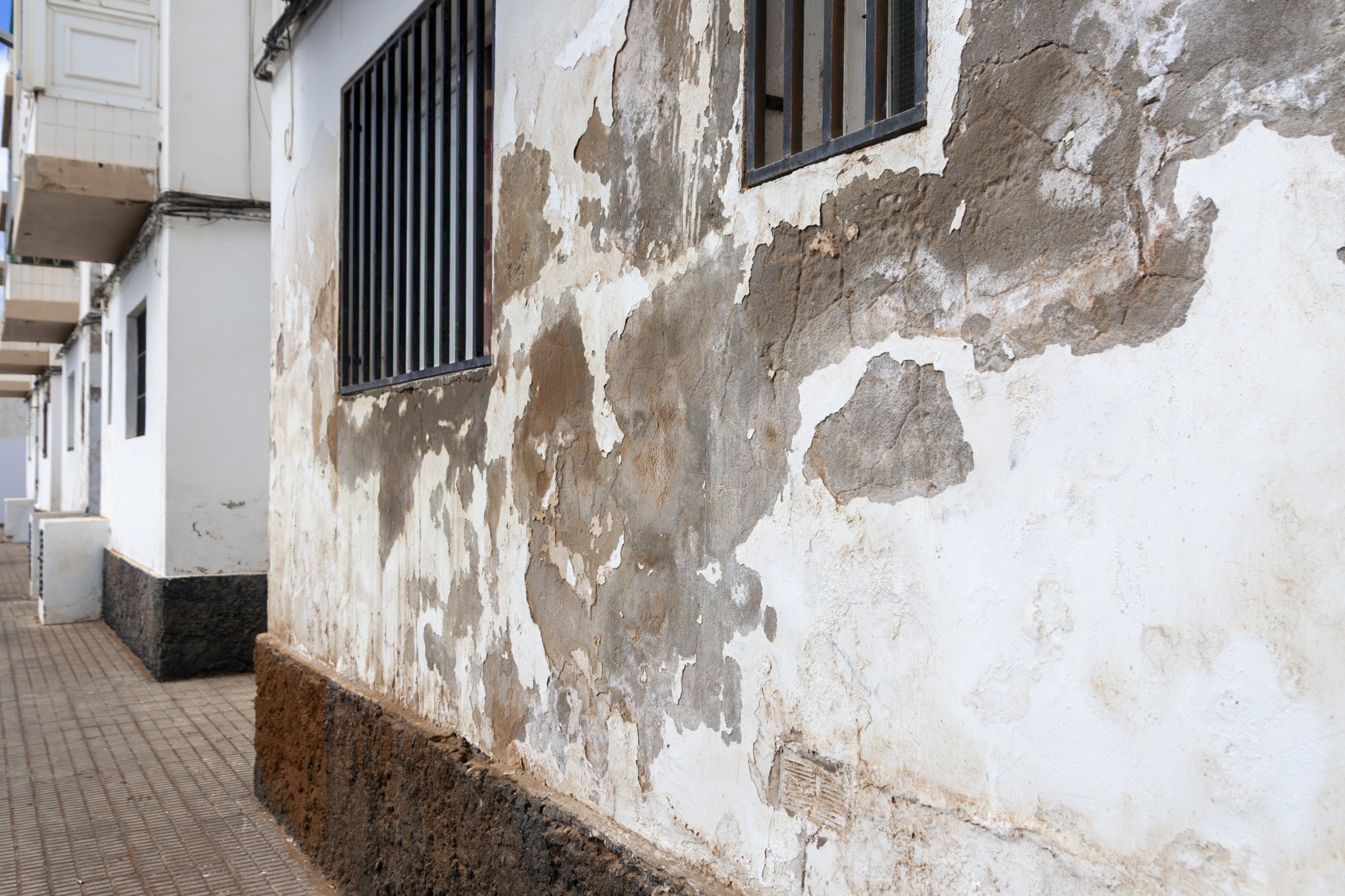 Estado de las cien viviendas de Titerroy. Fotos: Juan Mateos.