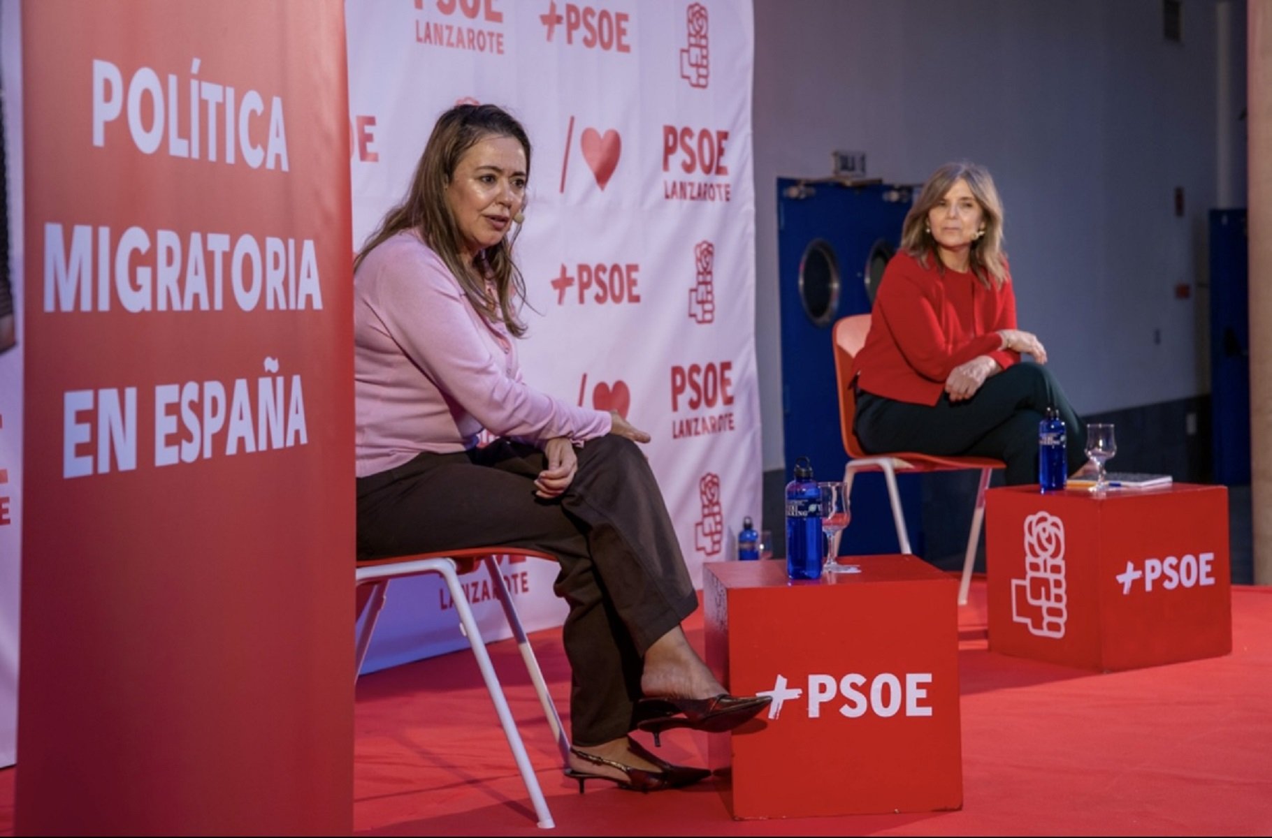 Dolores Corujo y Pilar Cancela. Foto: PSOE Lanzarote.