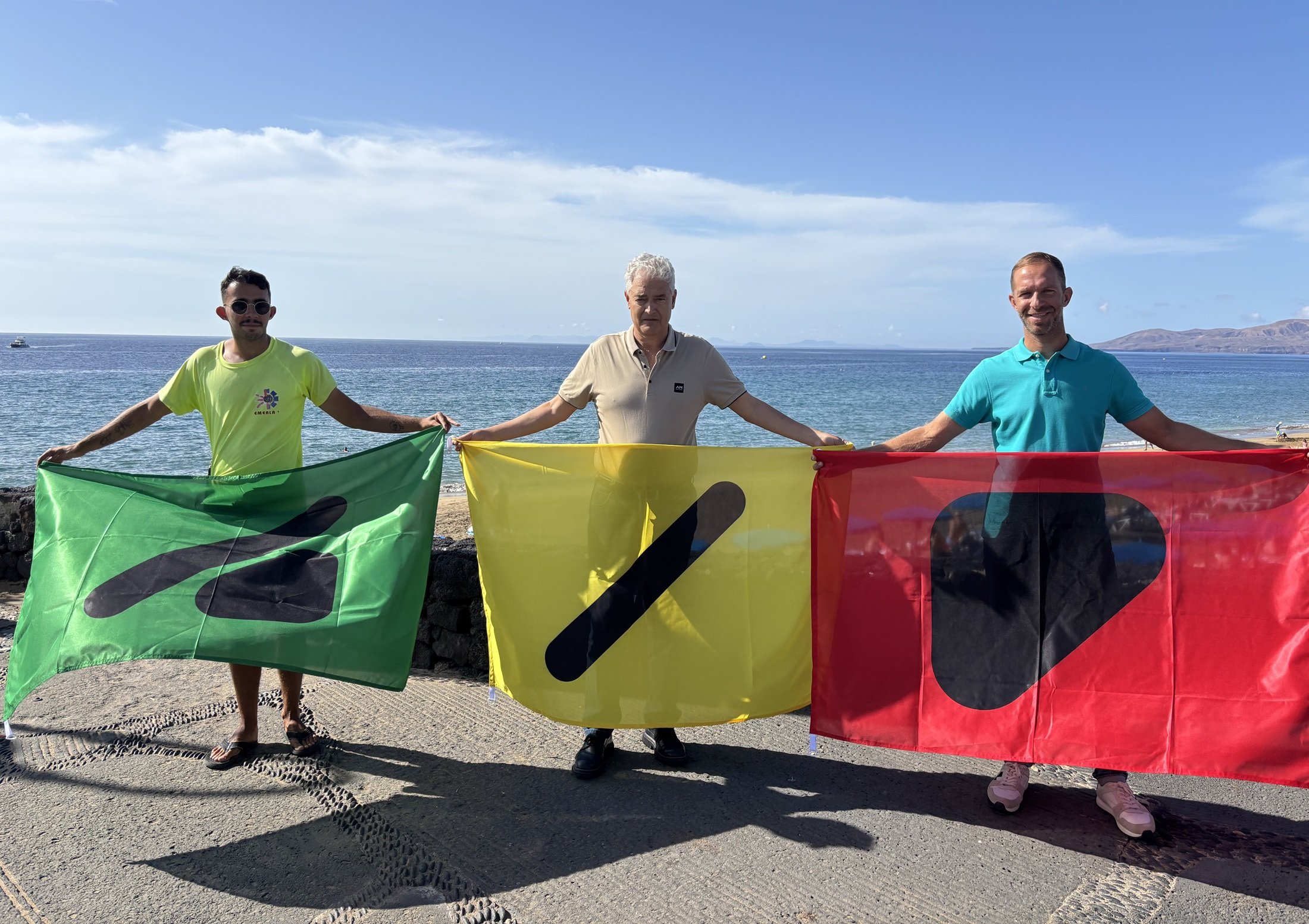 Banderas inclusivas instaladas en Puerto del Carmen