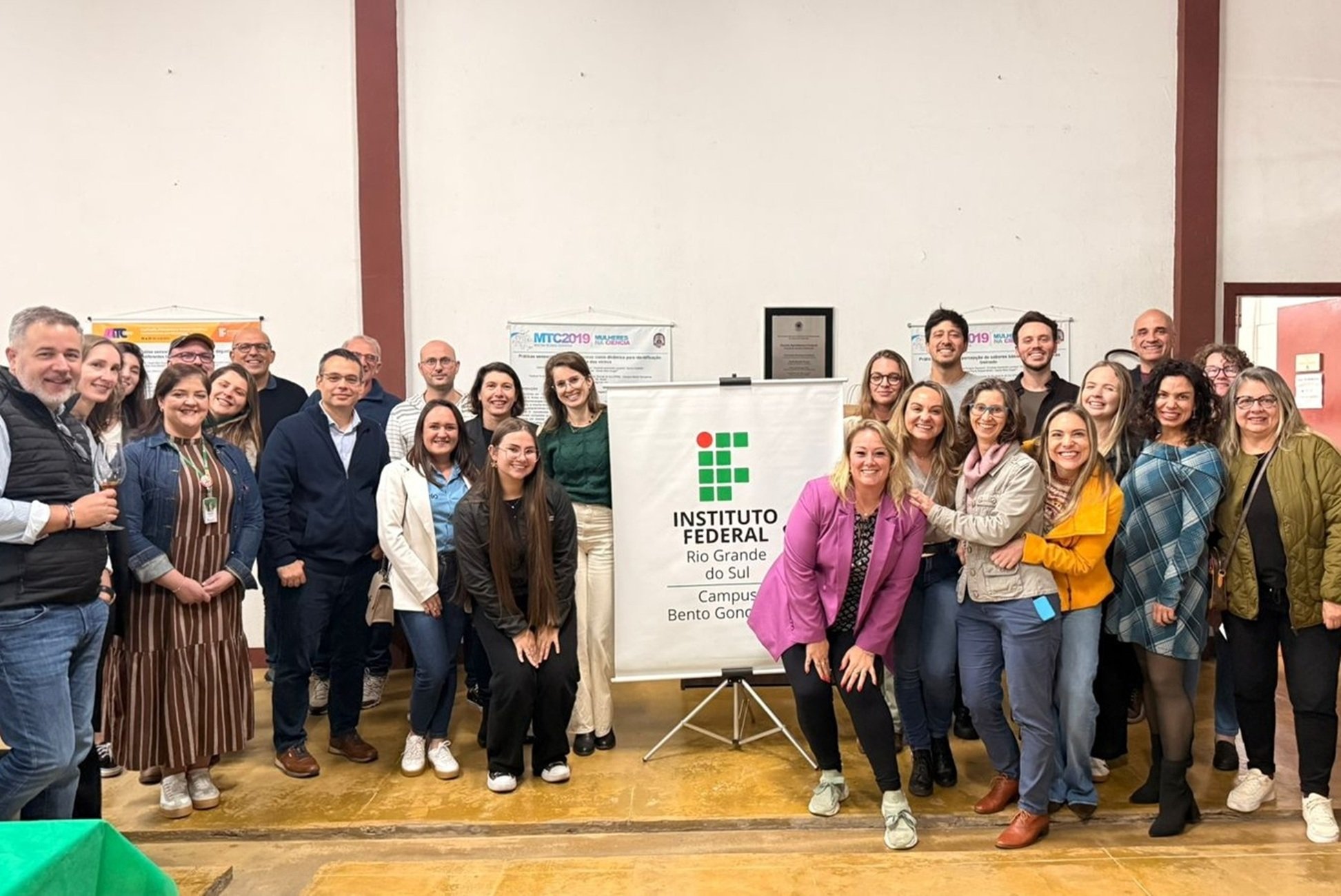 Asistentes Cata de Vinos de Canarias