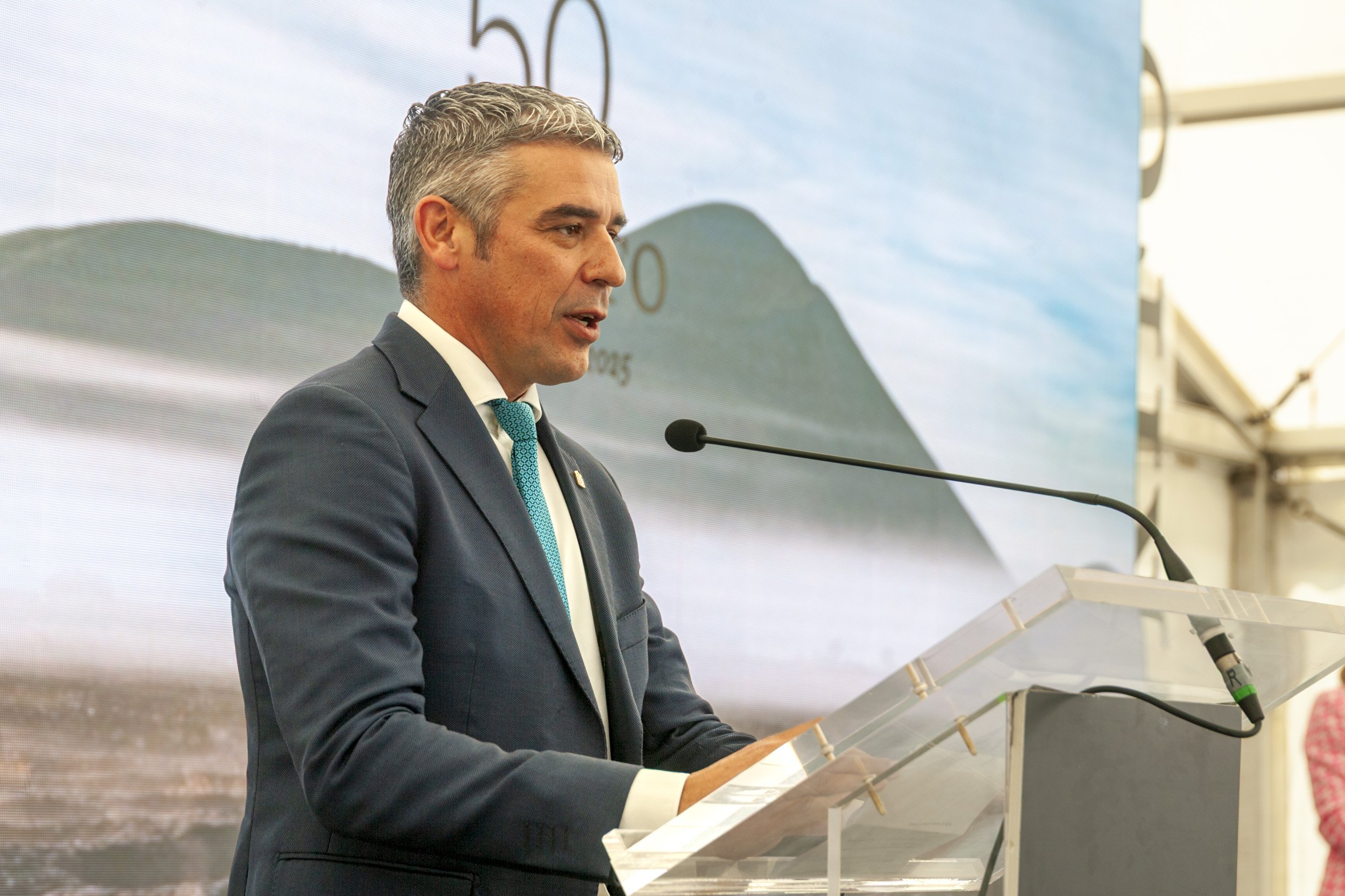 Ministro Luis Planas en el 250 aniversario de El Grifo Ministro Luis Planas en el 250 aniversario de El Grifo