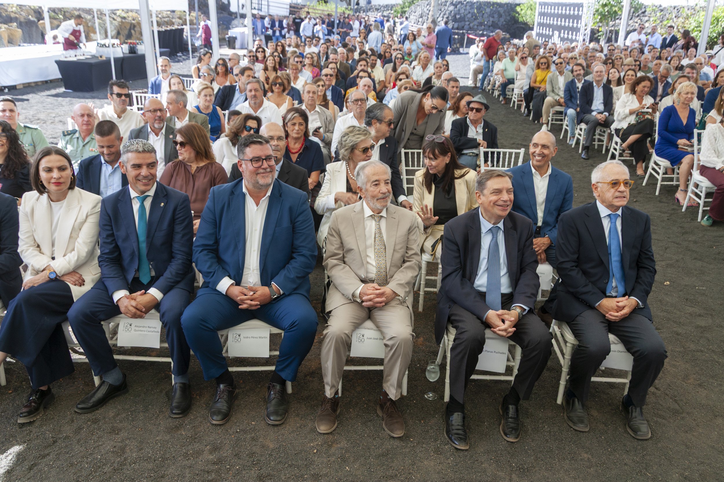 Ministro Luis Planas en el 250 aniversario de El Grifo Ministro Luis Planas en el 250 aniversario de El Grifo