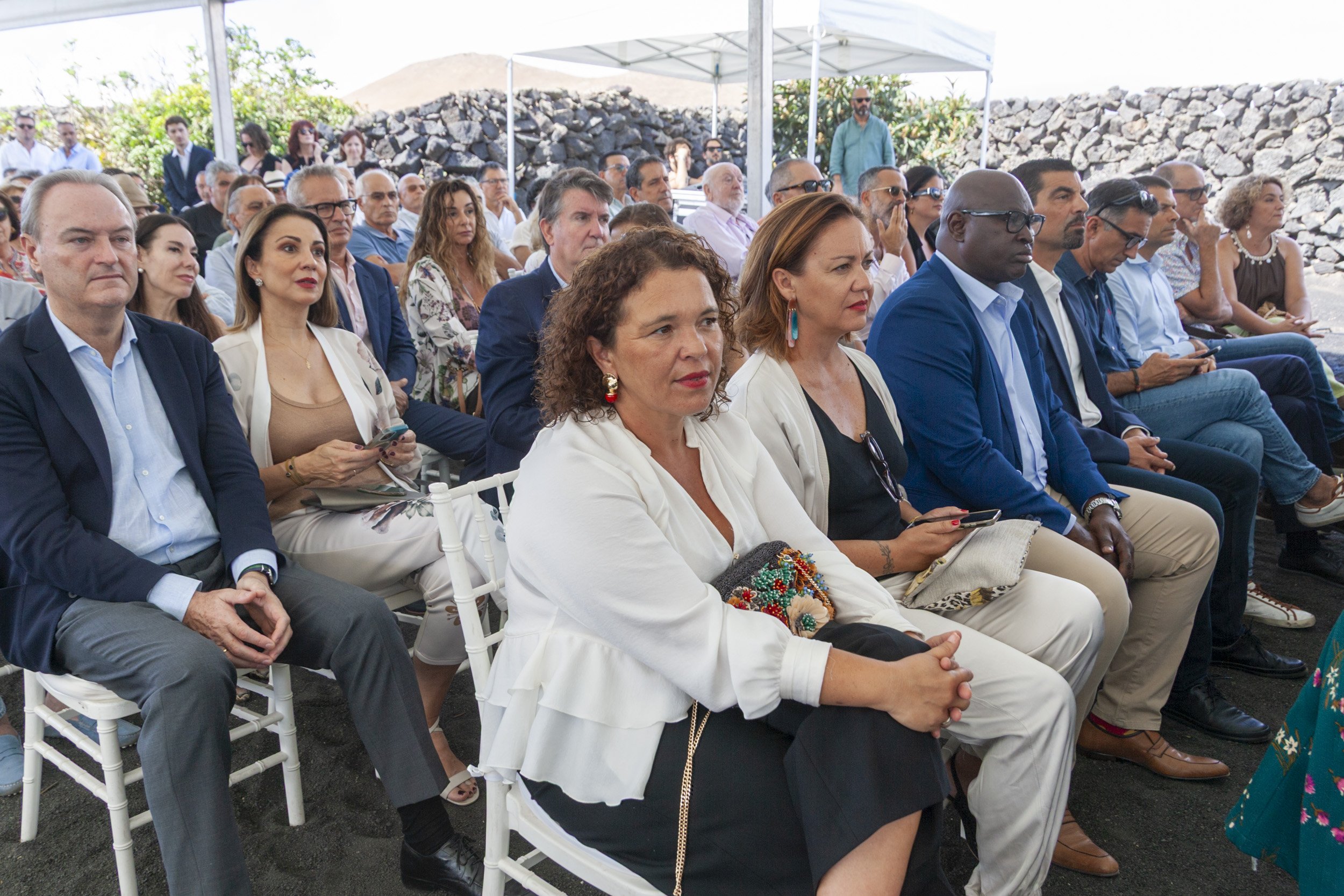 Ministro Luis Planas en el 250 aniversario de El Grifo Ministro Luis Planas en el 250 aniversario de El Grifo