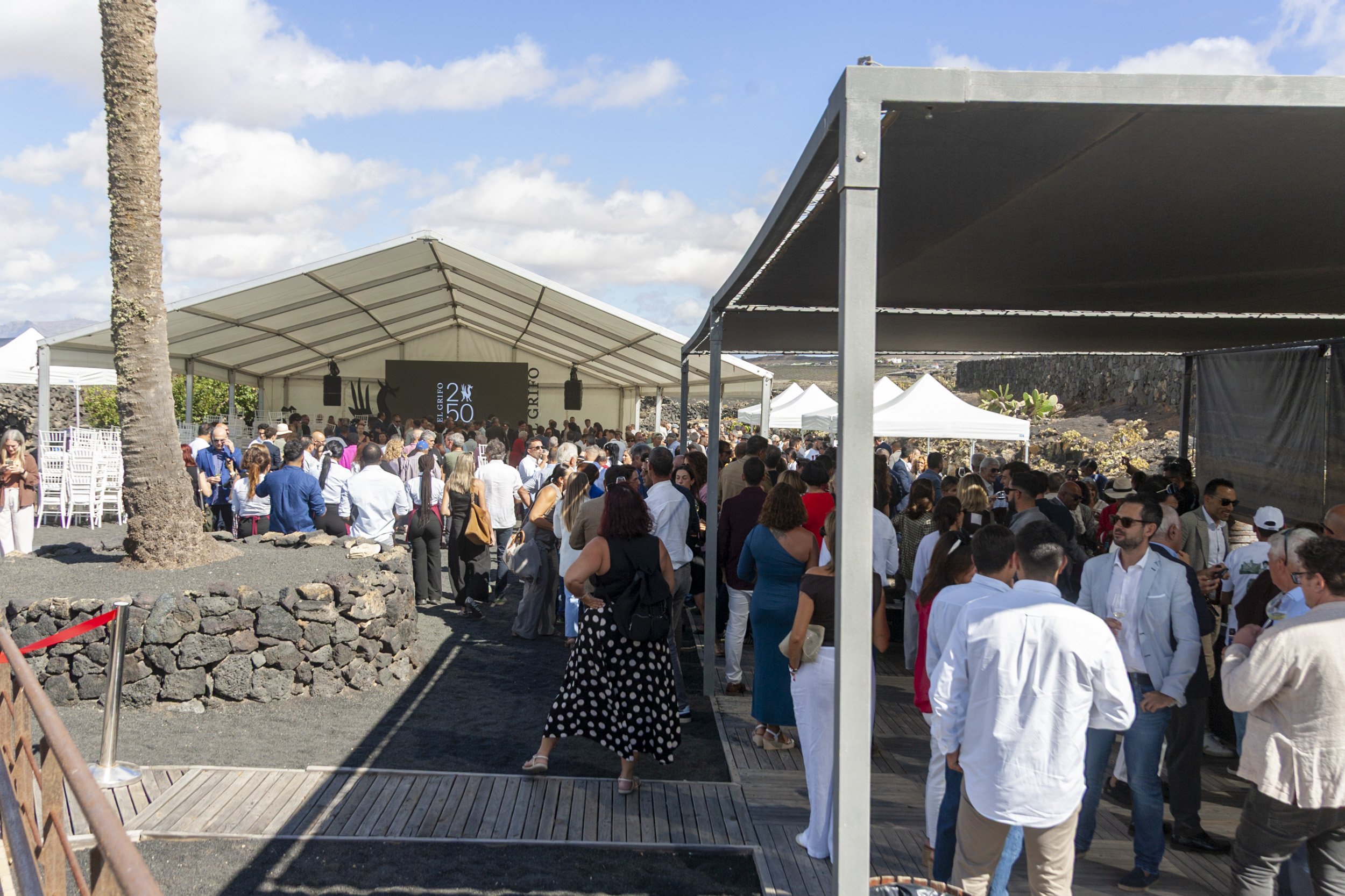 Ministro Luis Planas en el 250 aniversario de El Grifo Ministro Luis Planas en el 250 aniversario de El Grifo