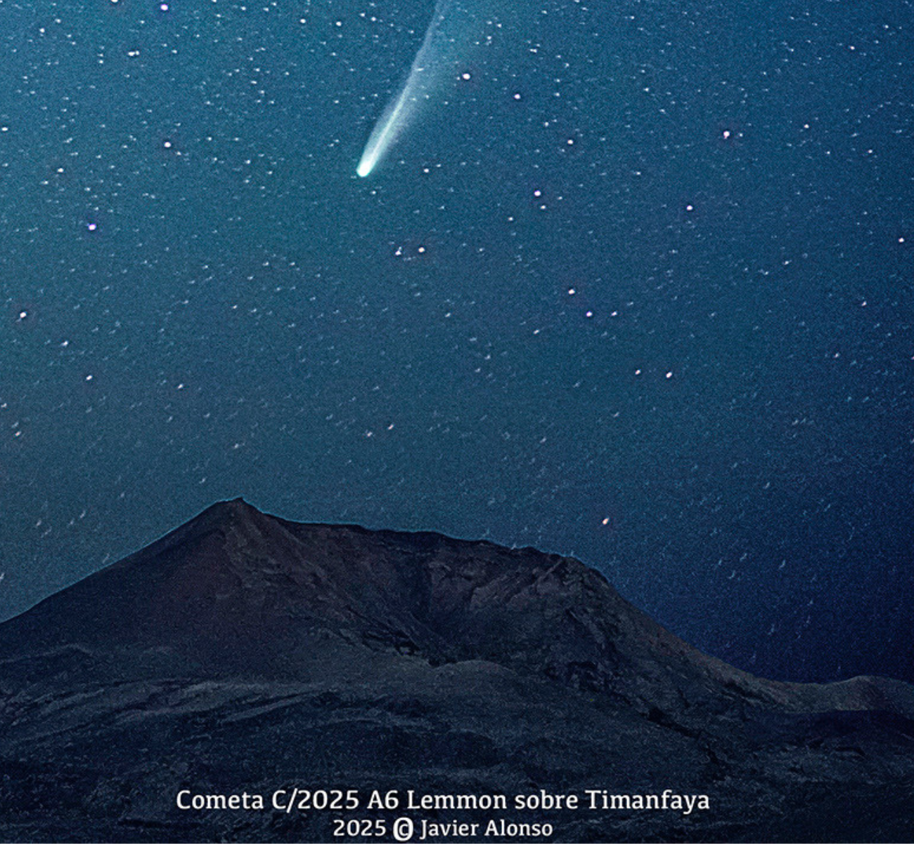 El cometa C/2025 A6 Lemmon visto desde Lanzarote. Foto: Javier Alonso.