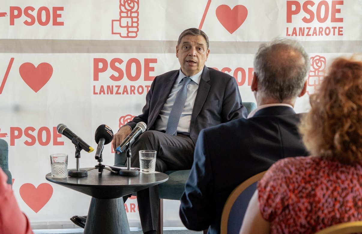 Ministro Luis Planas con el PSOE lanzaroteño Ministro Luis Planas con el PSOE lanzaroteño