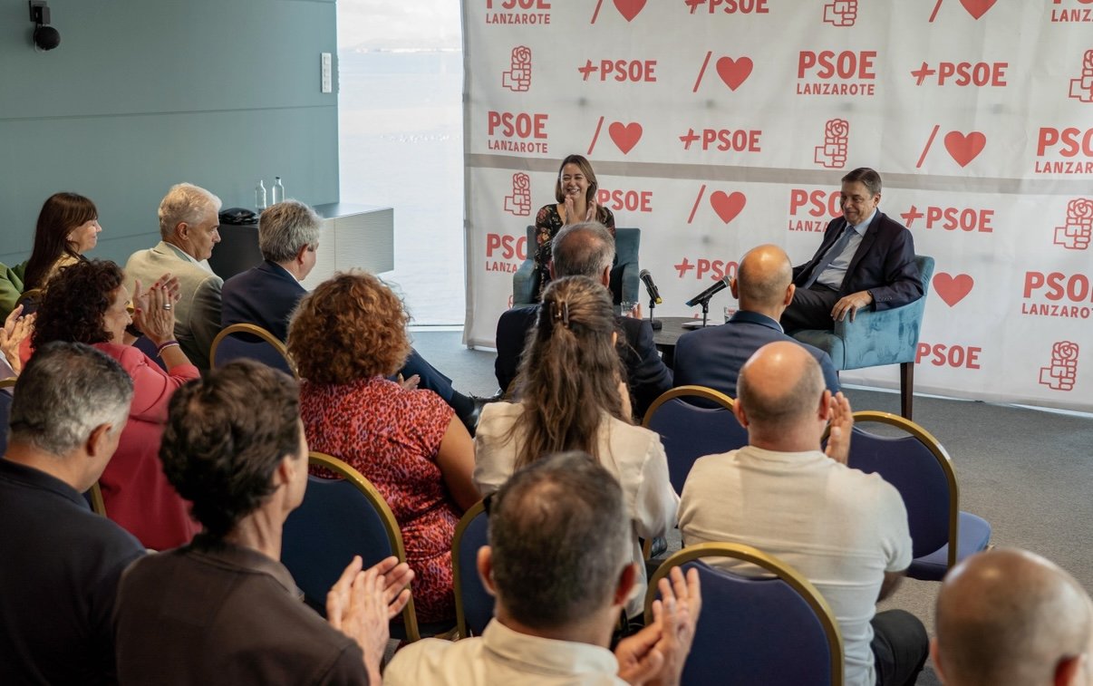 Ministro Luis Planas con el PSOE lanzaroteño Ministro Luis Planas con el PSOE lanzaroteño
