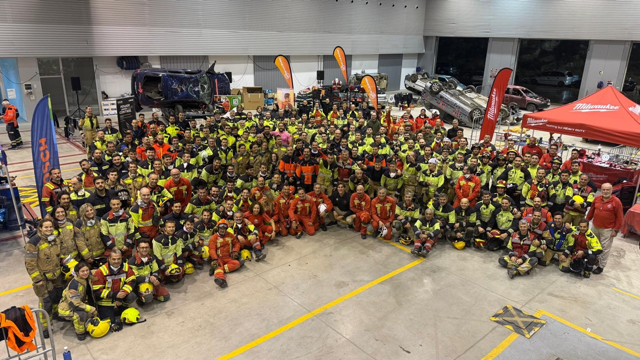 Bomberos en la APRAT Rescue 2025